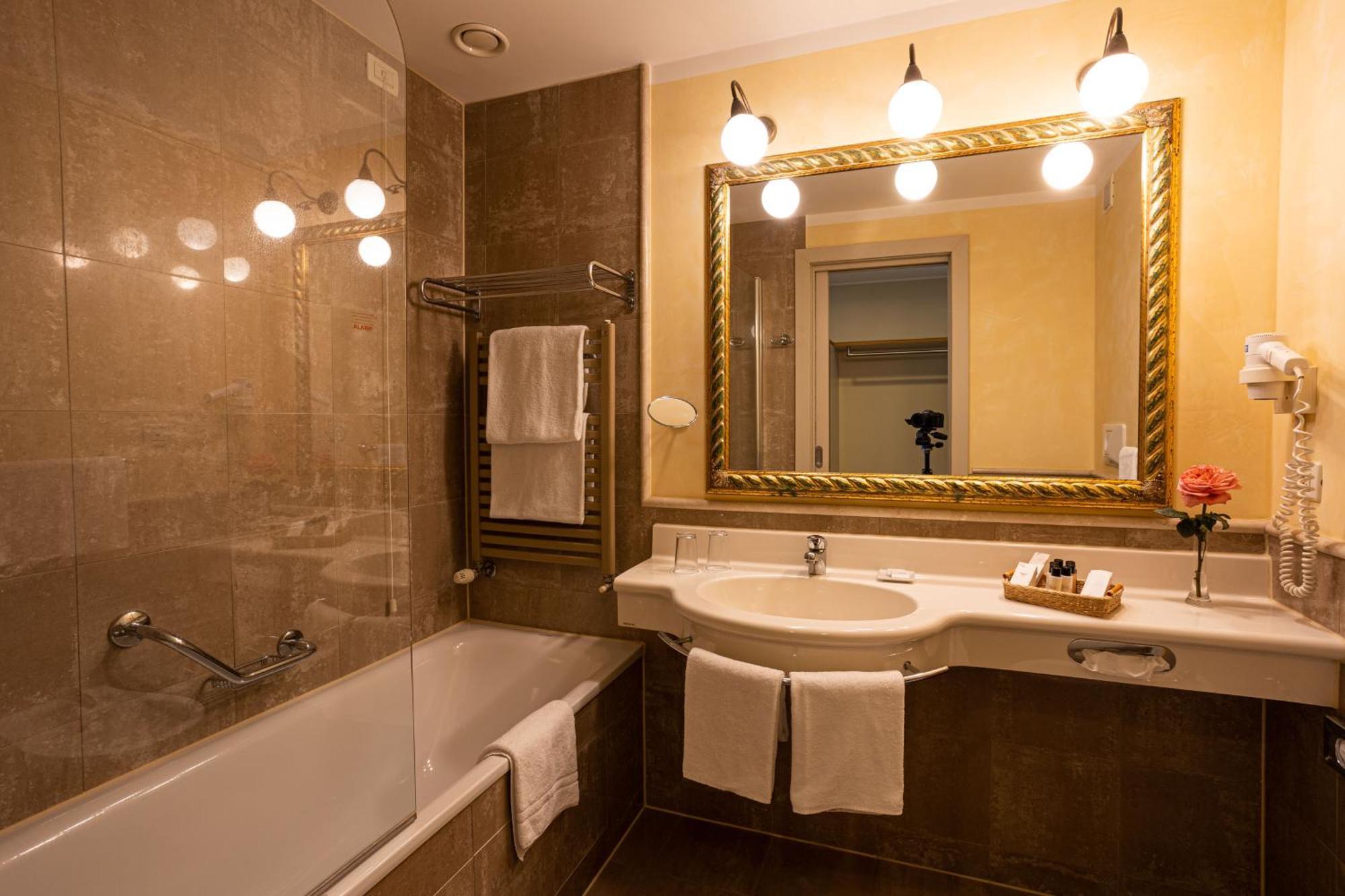 Comfort Single Room