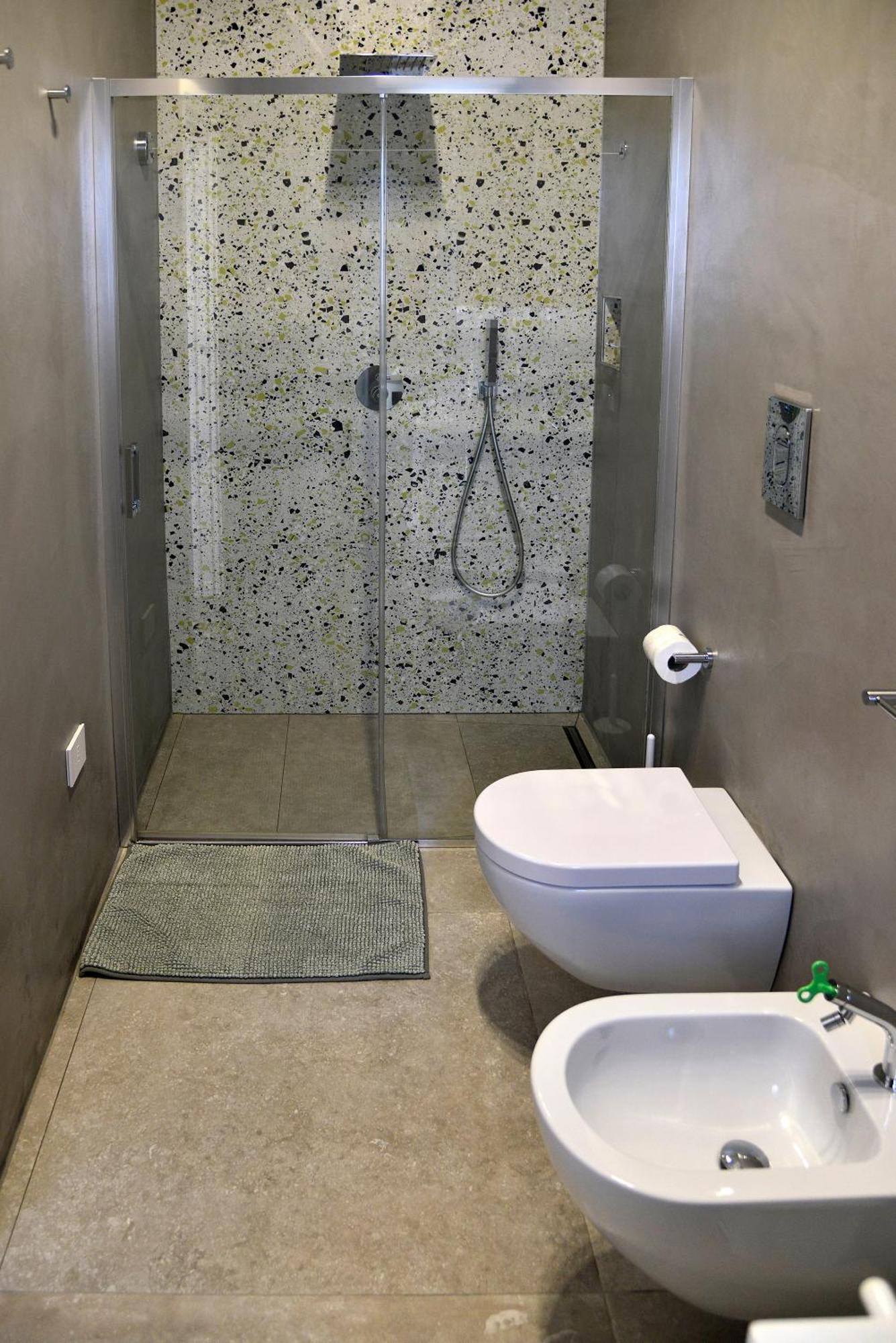 Double Room with Private Bathroom,1541533465:JPEG