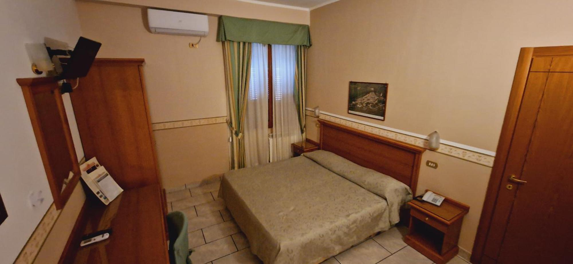 Double Room,6047319:JPEG
