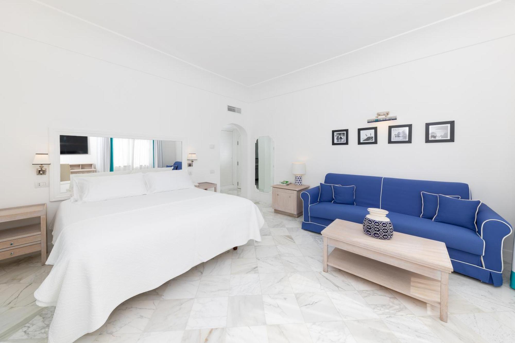 Double Room with Sea View,1588107880:JPEG
