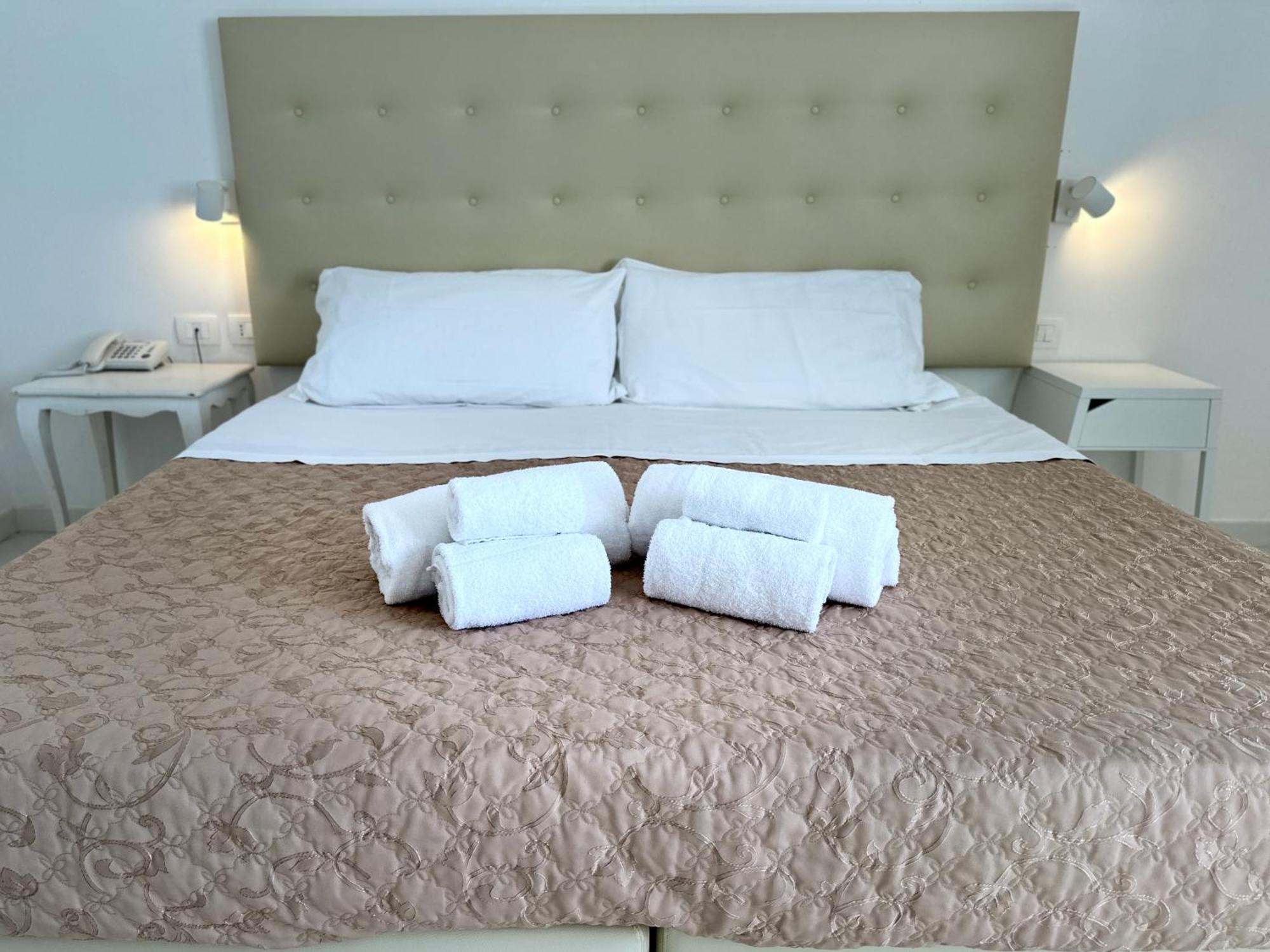 Standard Double Room,1543590397:JPEG