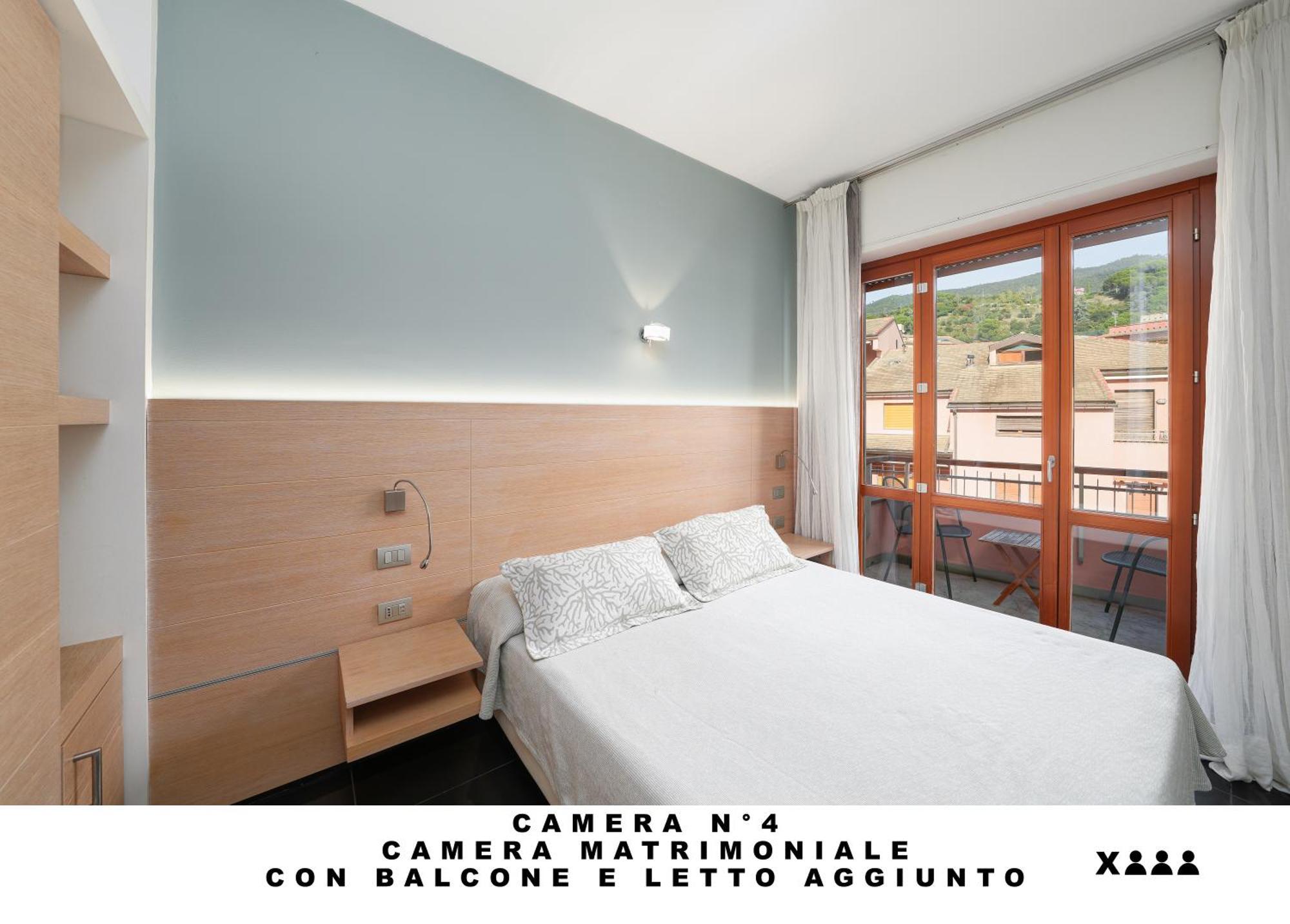 Deluxe Suite with Sea View