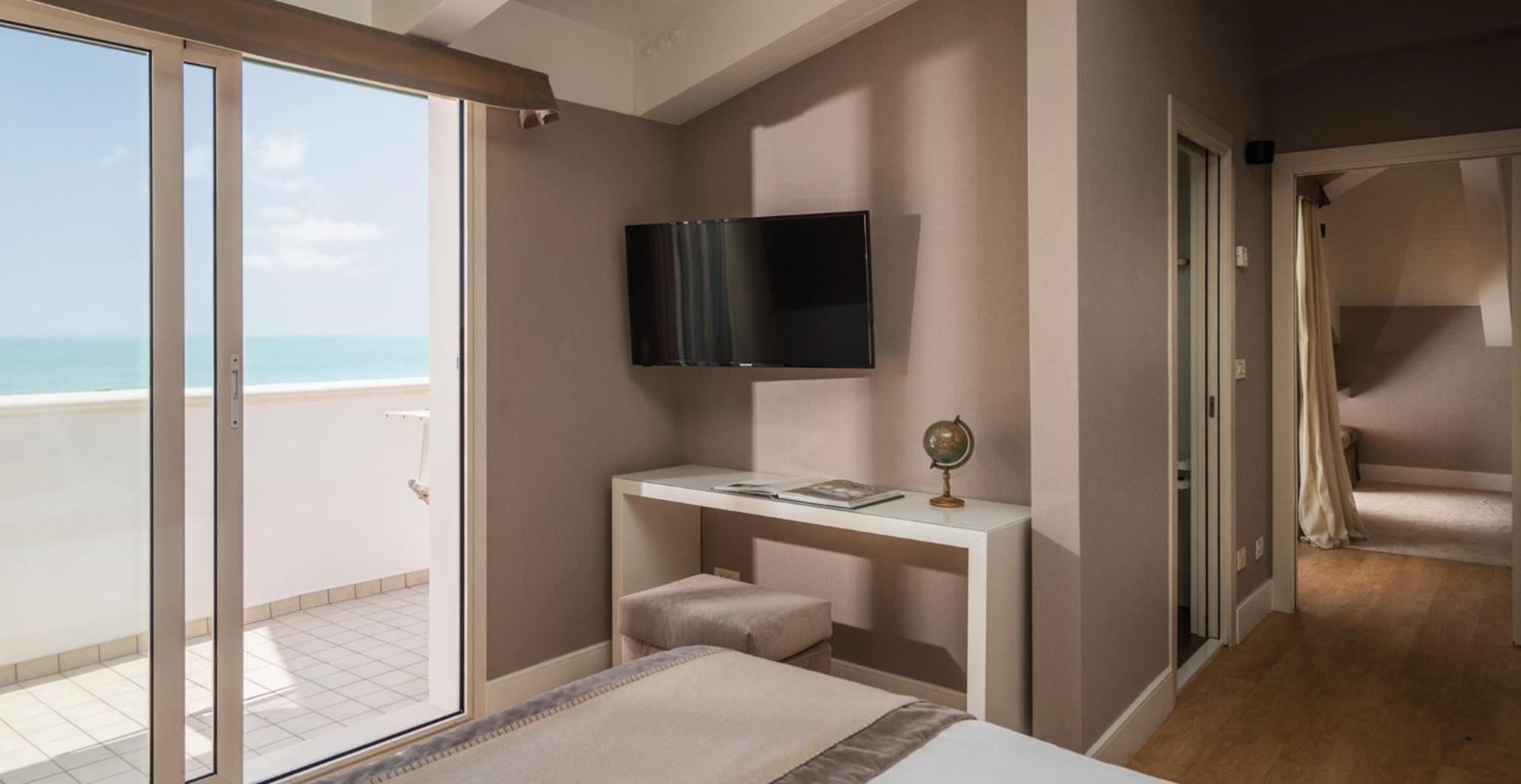 Penthouse Suite Sea View,1544230618:JPEG
