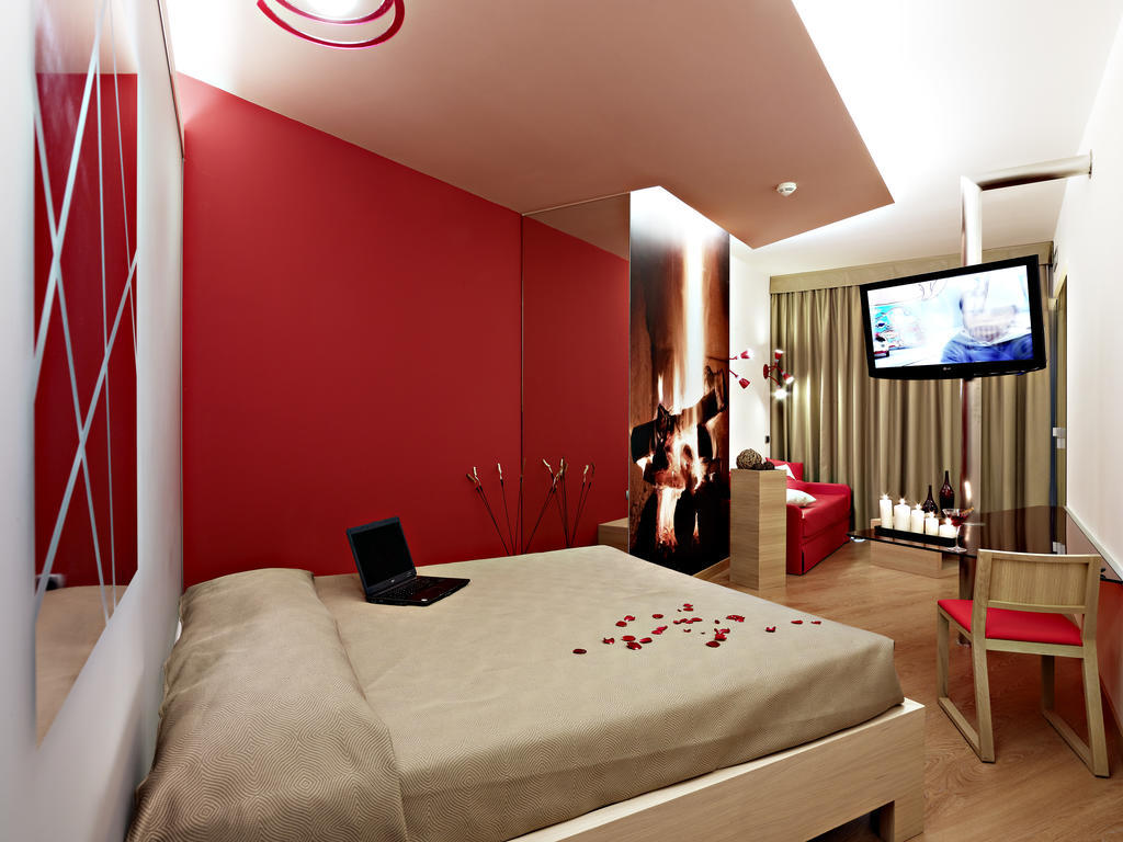 Junior Suite with Patio (3 Adults)