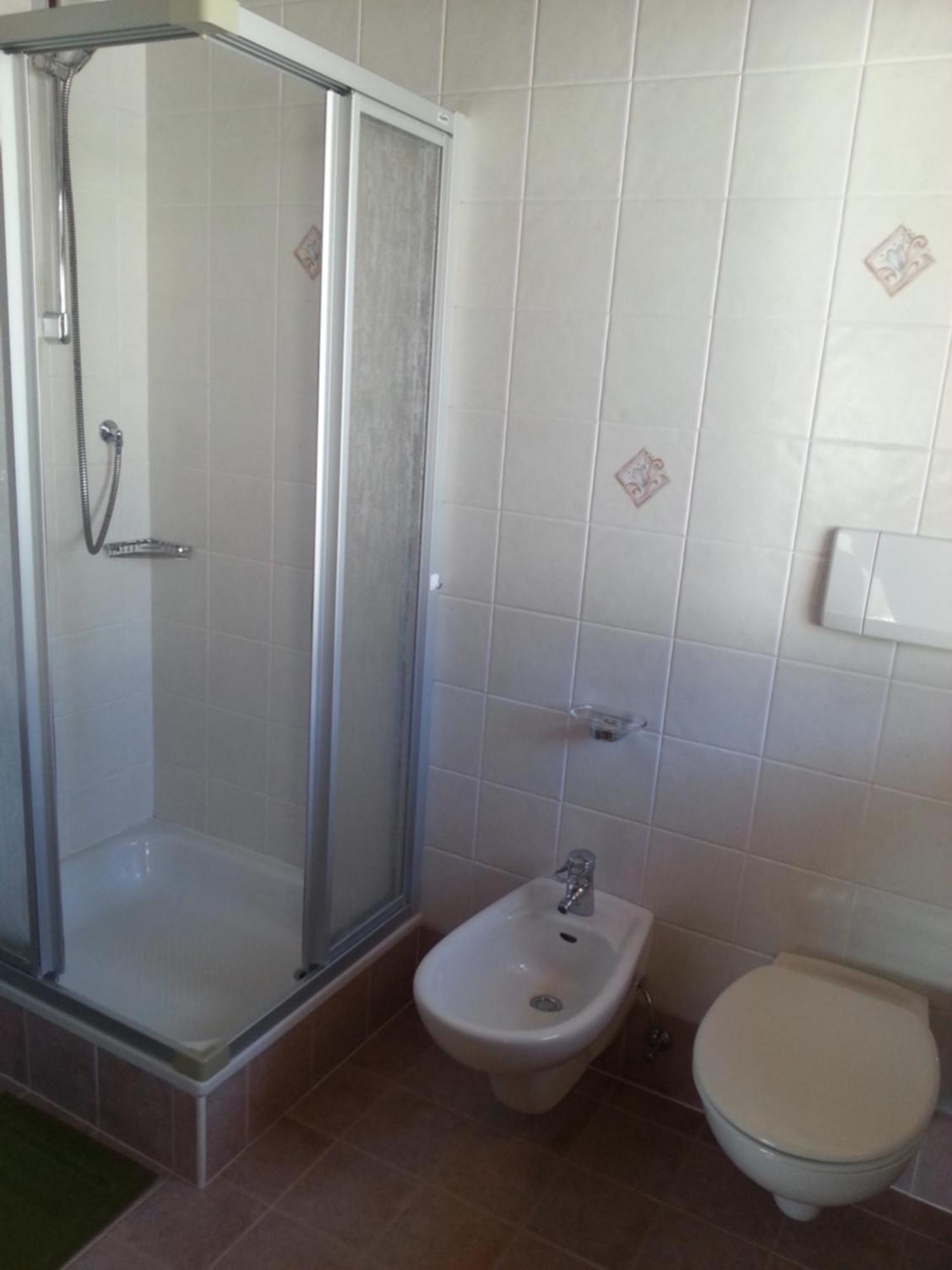 Single Room,1698033456:JPEG