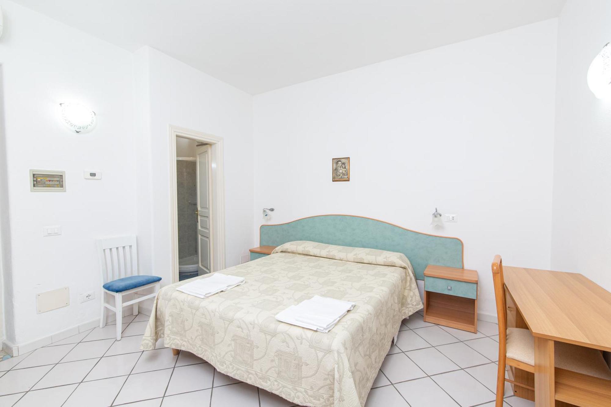 One-Bedroom Family Apartment