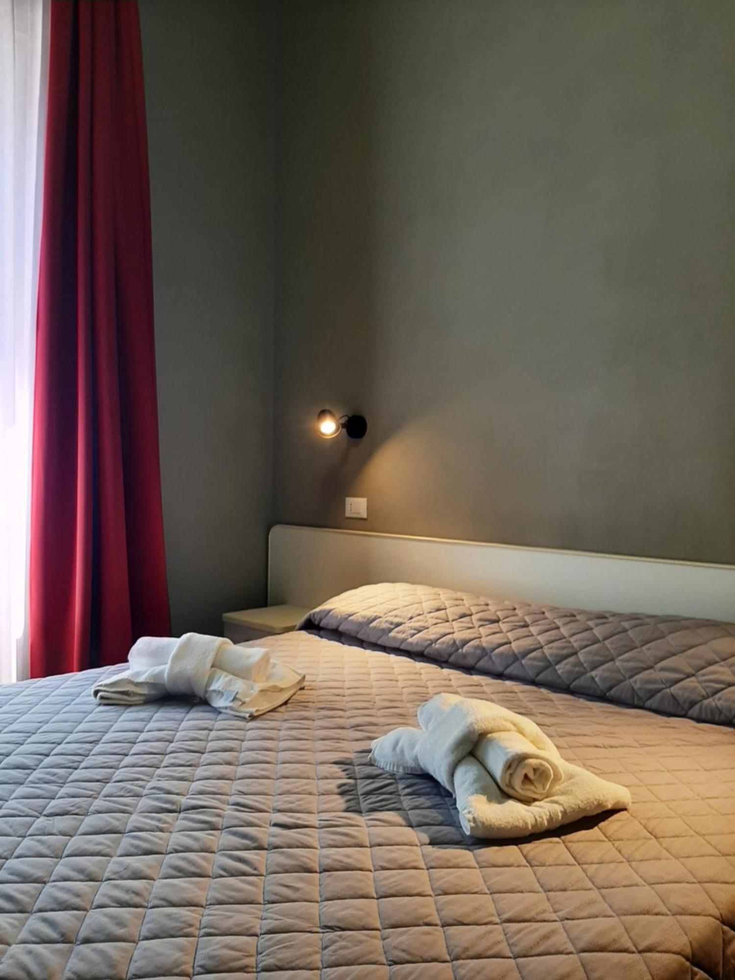 Economy Double or Twin Room,1259165191:JPEG