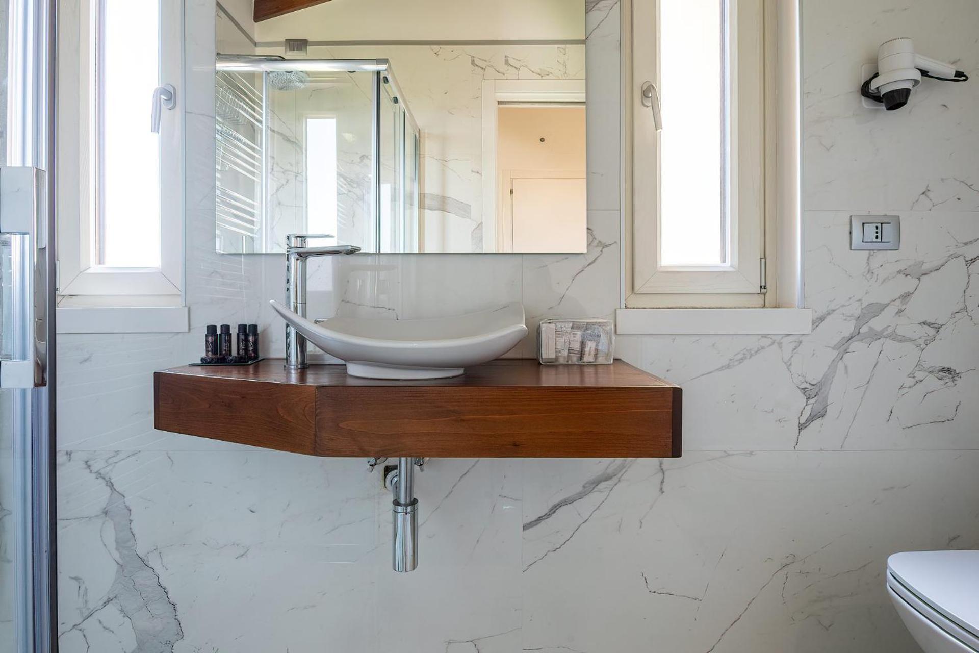 Budget Double or Twin Room,1553834920:JPEG