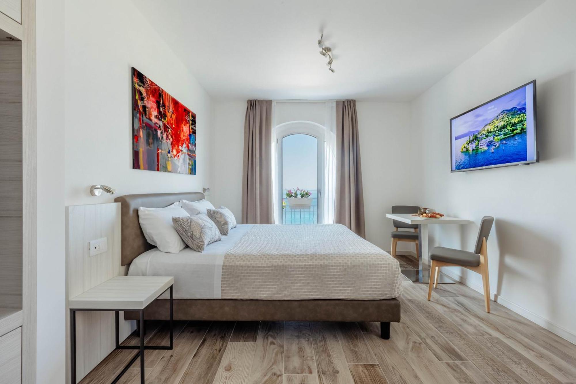 Deluxe Junior Suite mit Seeblick