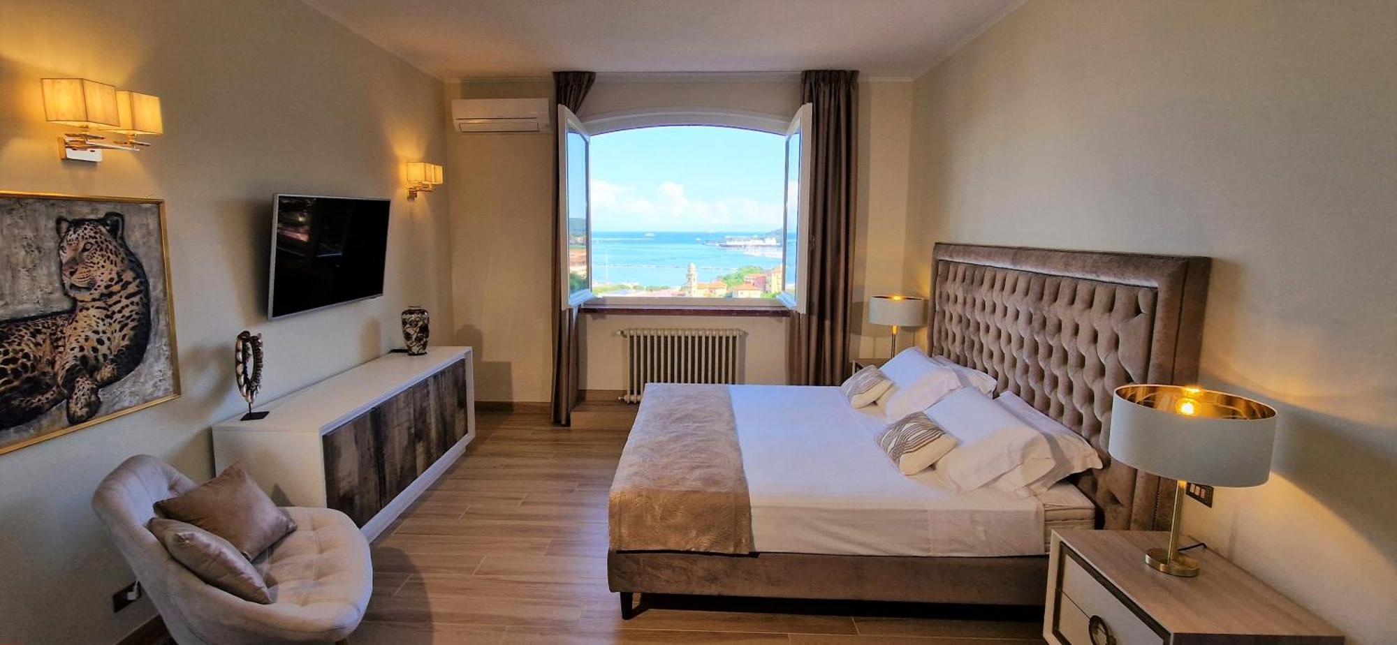 Suíte com Cama King-size e Vista do Mar