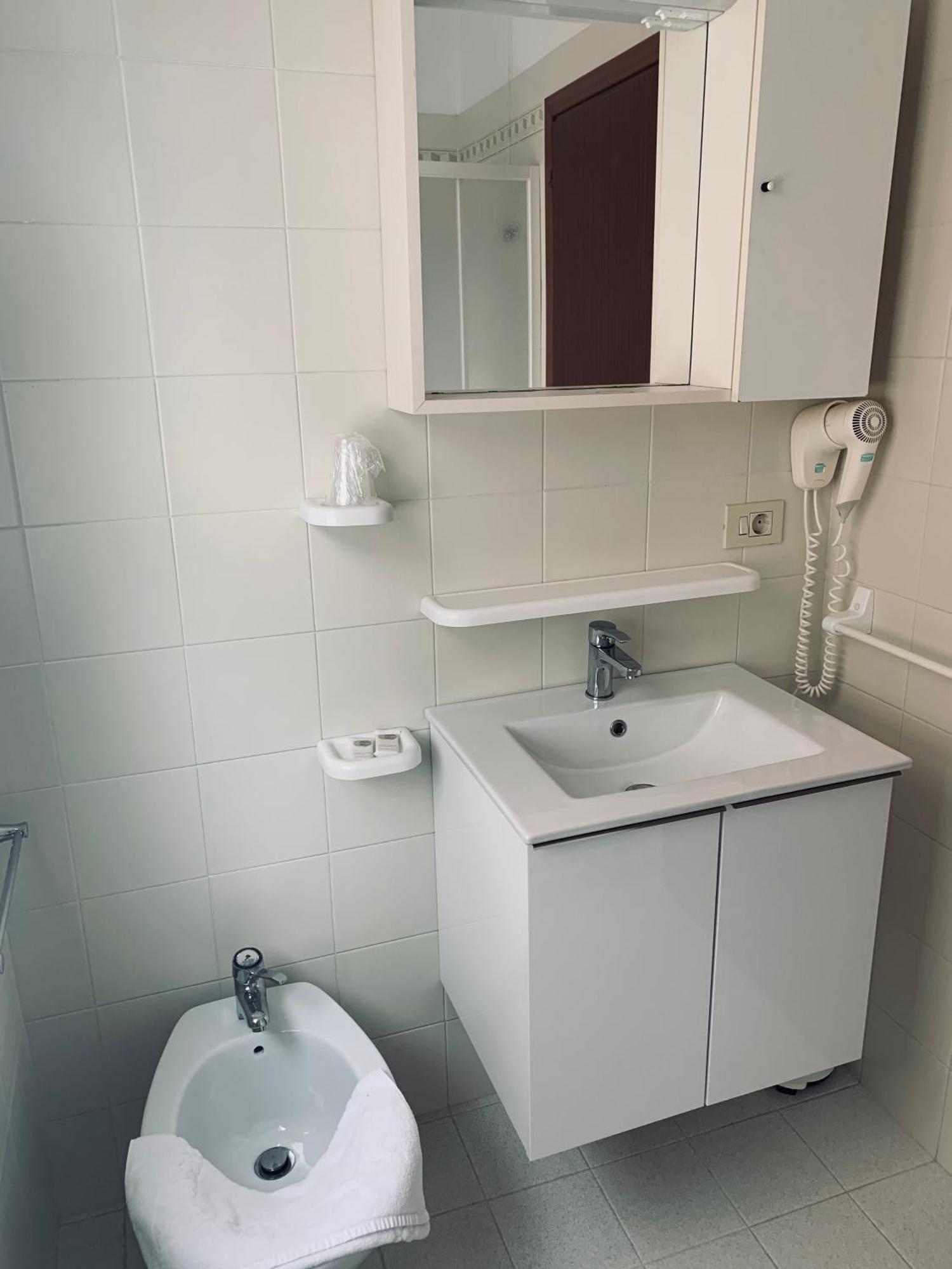 Pokój rodzinny (2 osoby dorosłe + 2 dzieci)