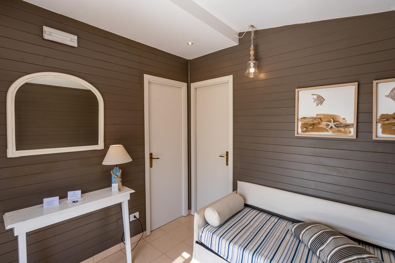 Comfort Triple Room