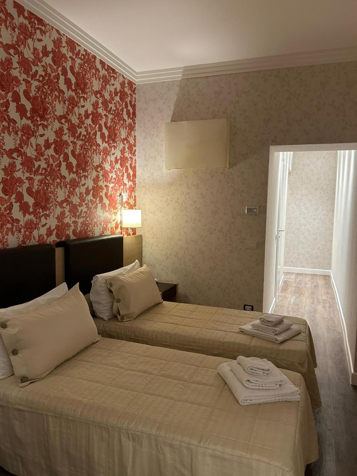Superior Double Room,1563264562:JPEG