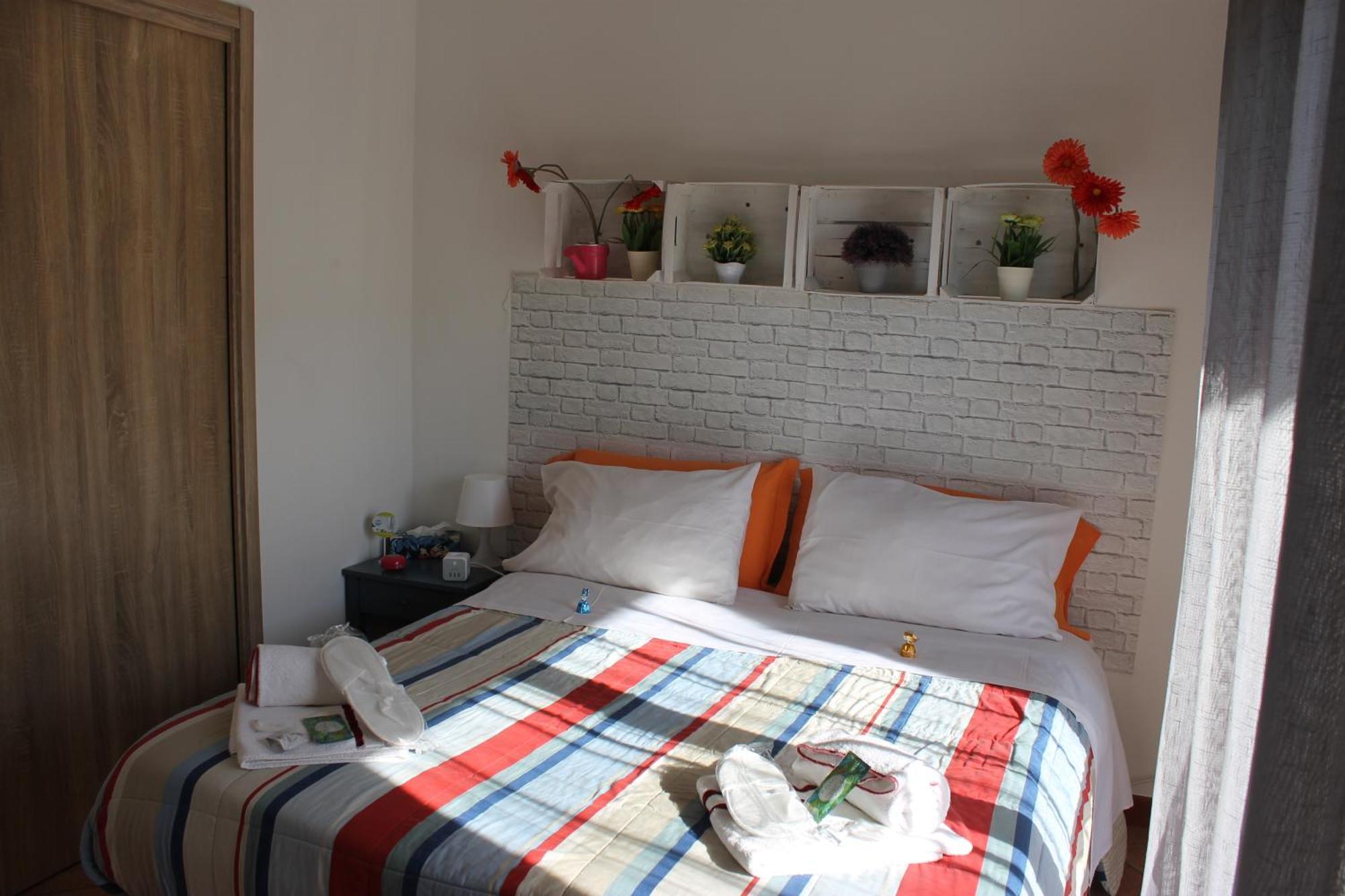 Standard Double Room,1567430039:JPEG