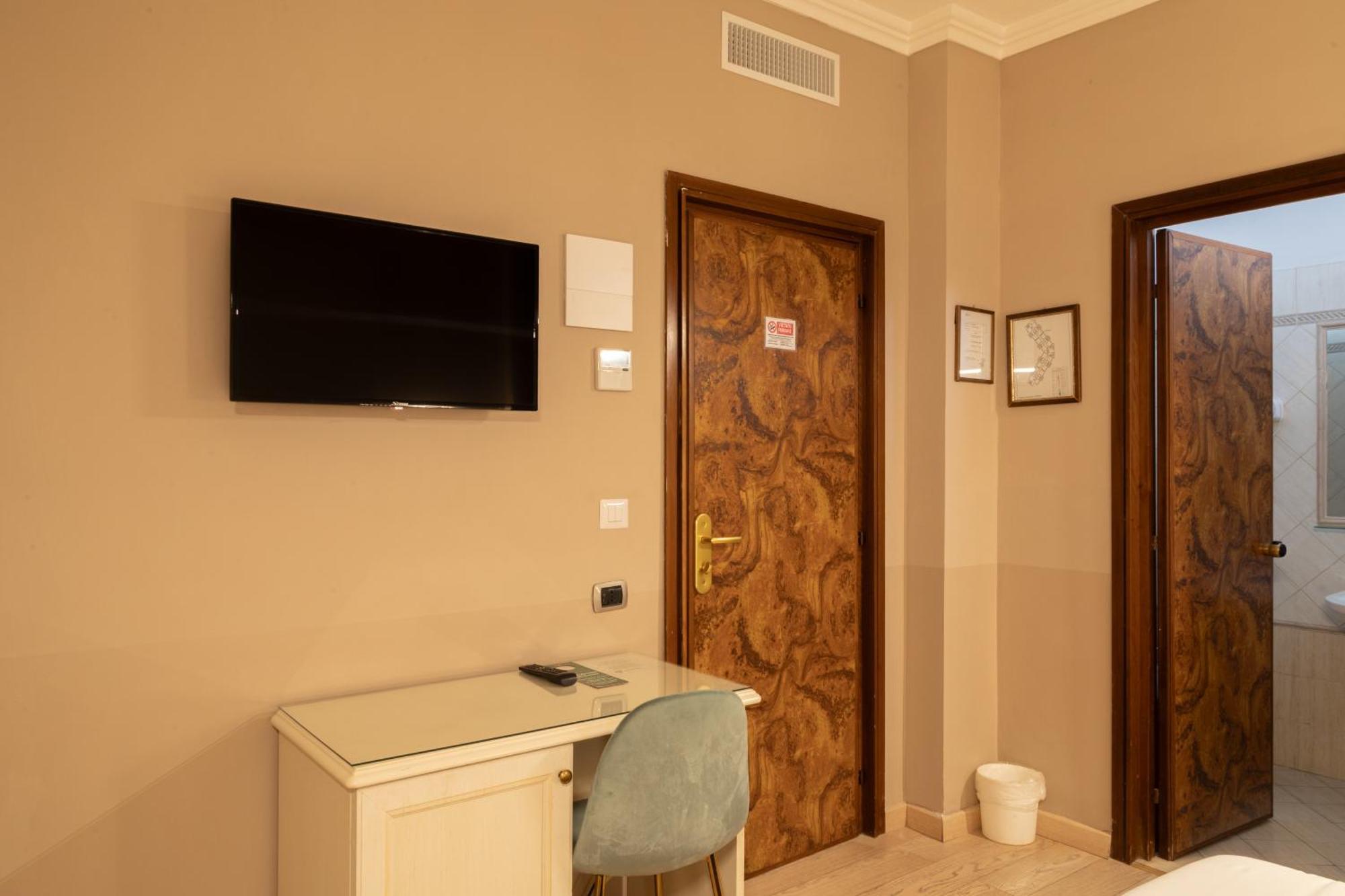 Double or Twin Room,1567043630:JPEG