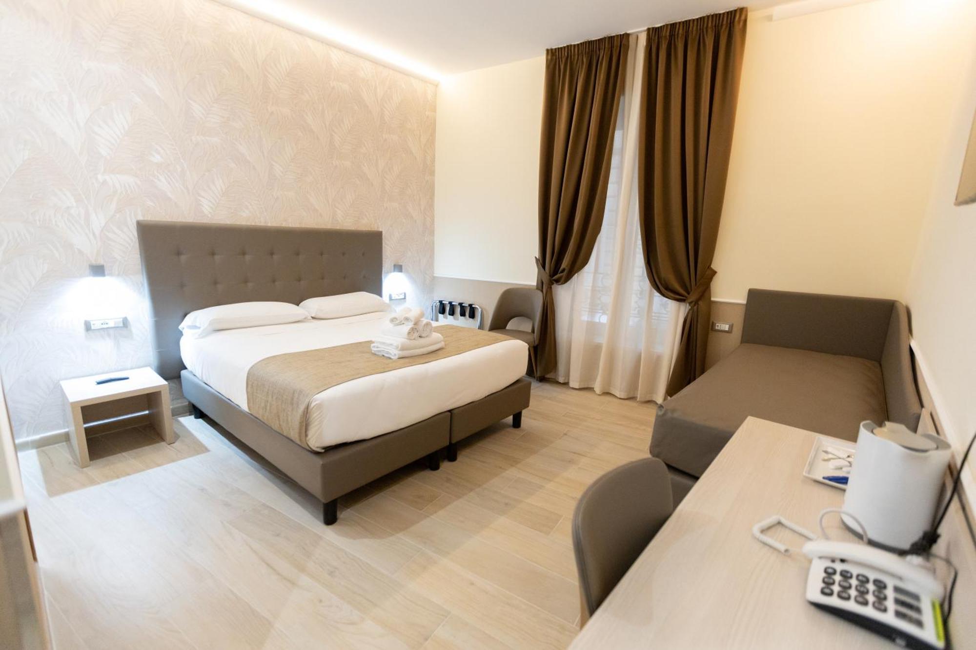 Quarto Econômico com Cama de Casal ou 2 de Solteiro