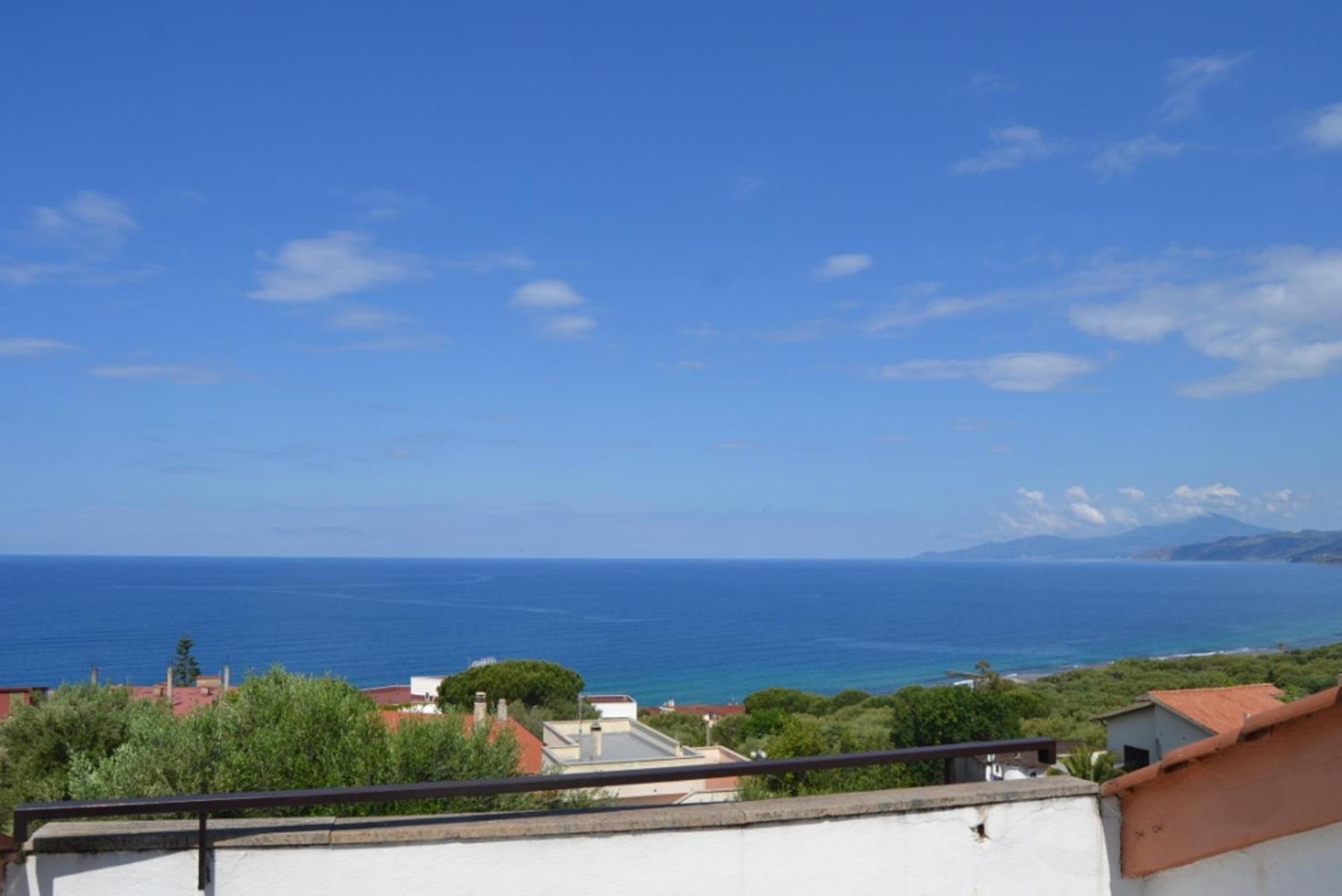 Camera Superior con Terrazza e Vista Mare