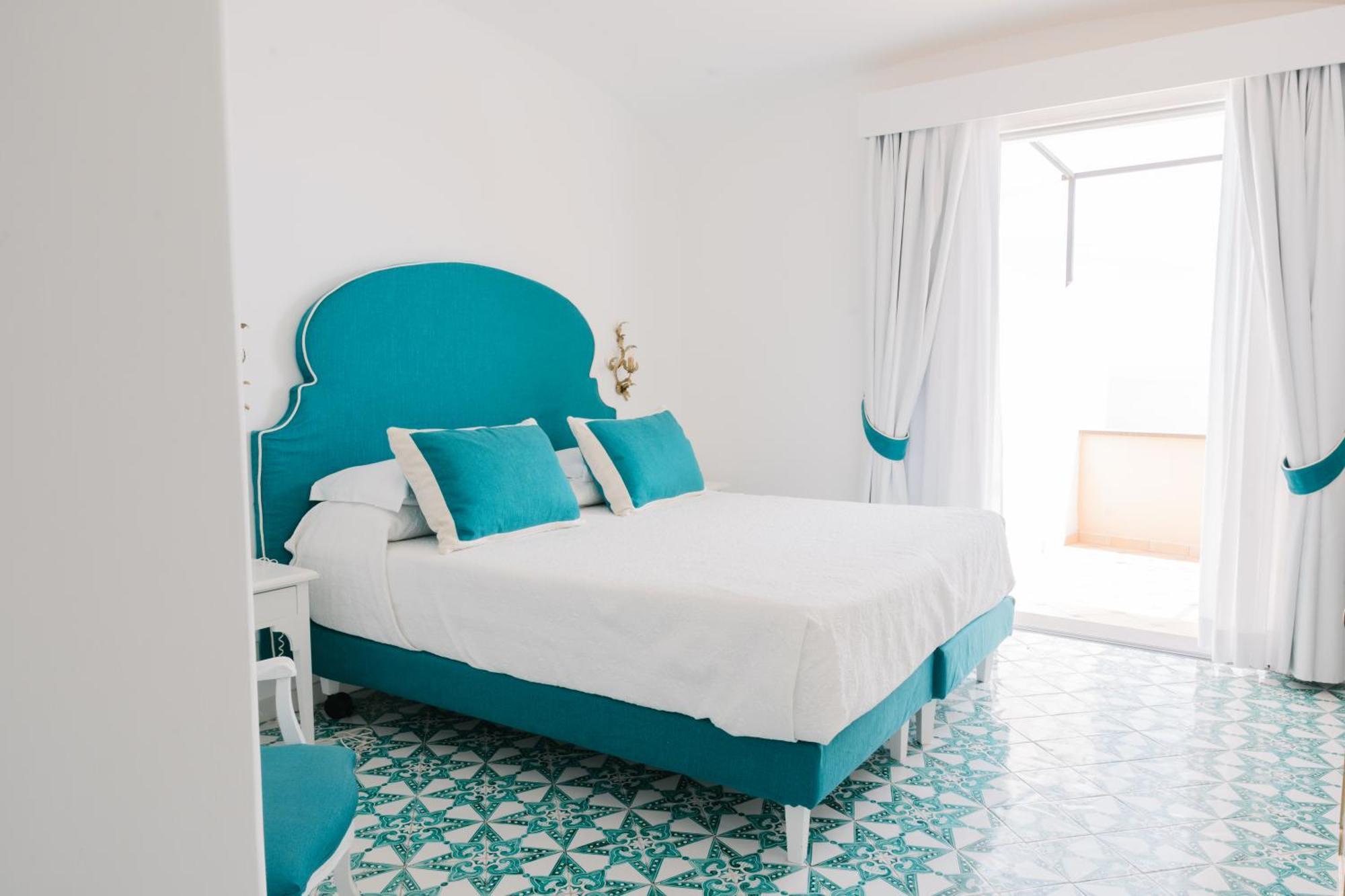 Deluxe Double Room Terrace Sea View