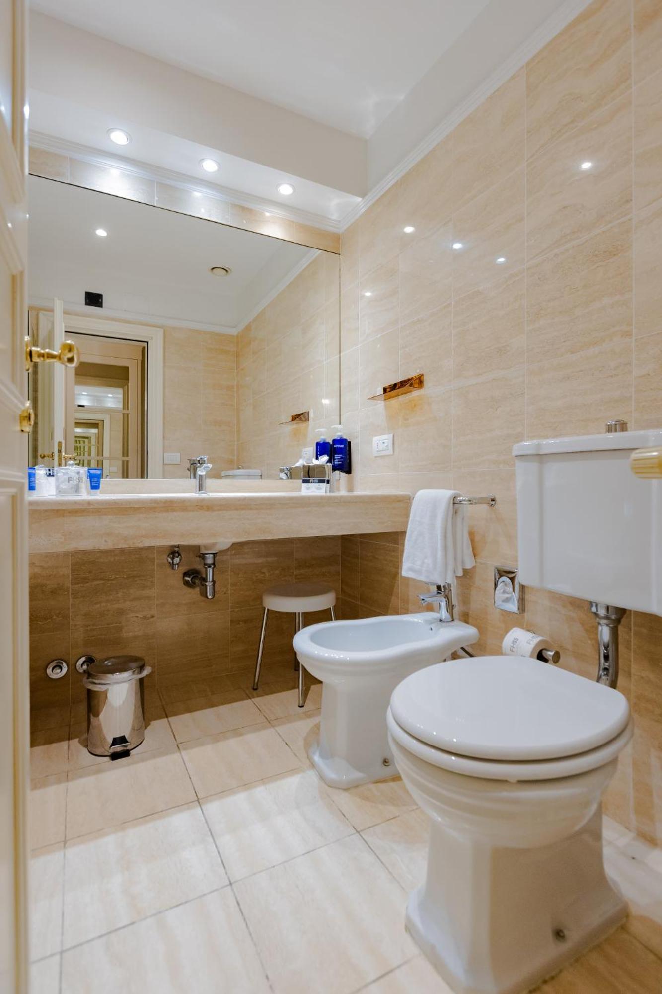 Habitación Doble Superior con vistas a la ciudad - 1 o 2 camas