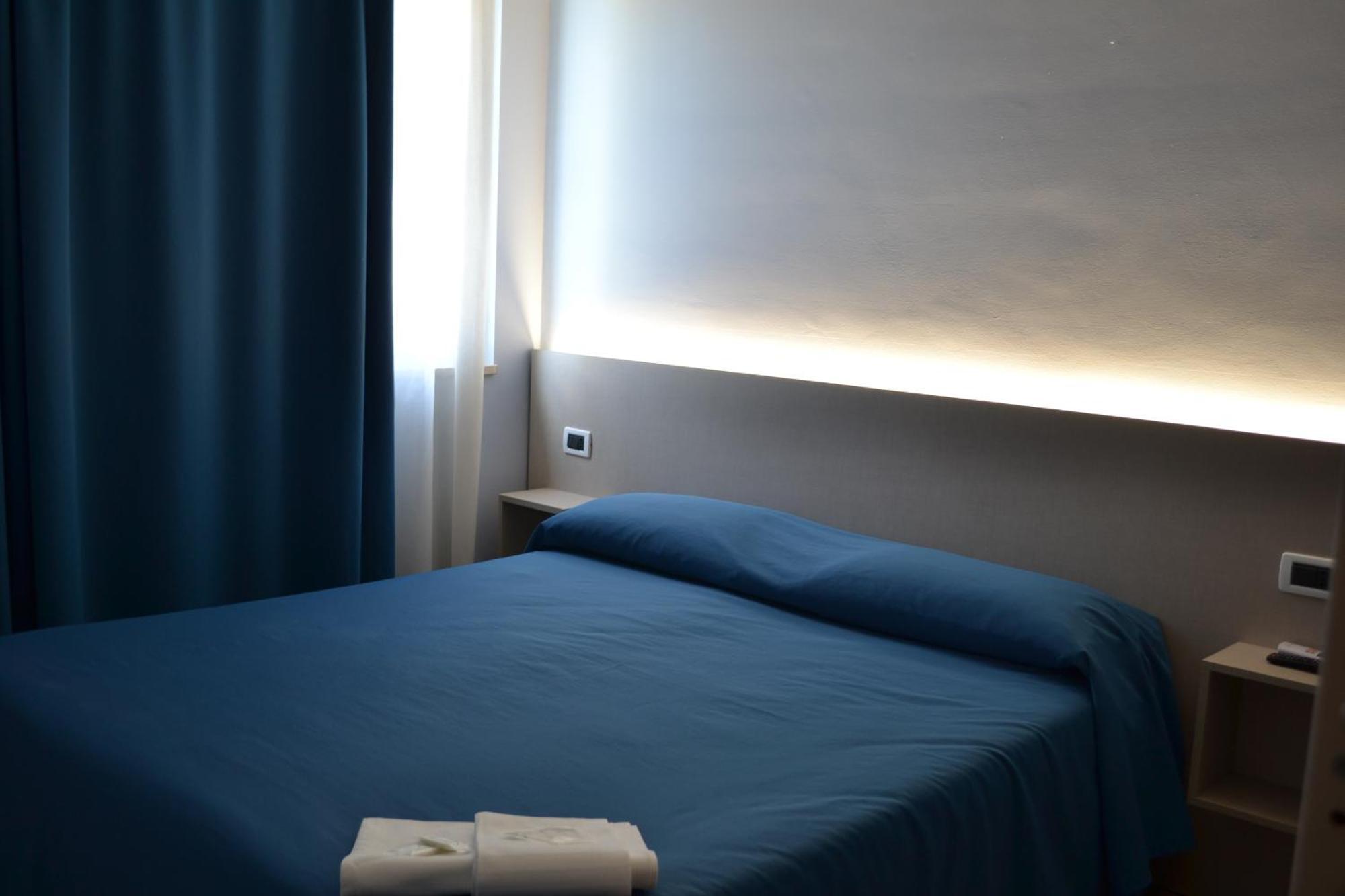 Large Single Room,1580149320:JPEG