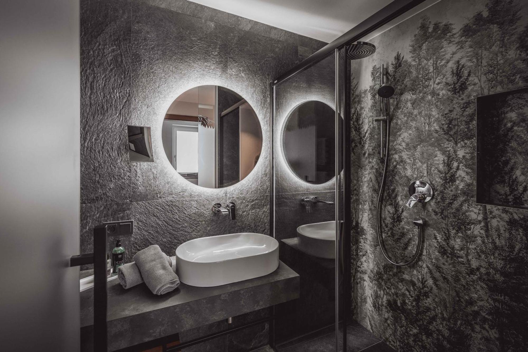 Deluxe Junior Suite