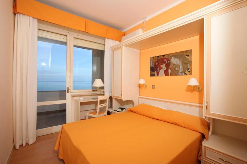 Double or Twin Room,1697962549:JPEG