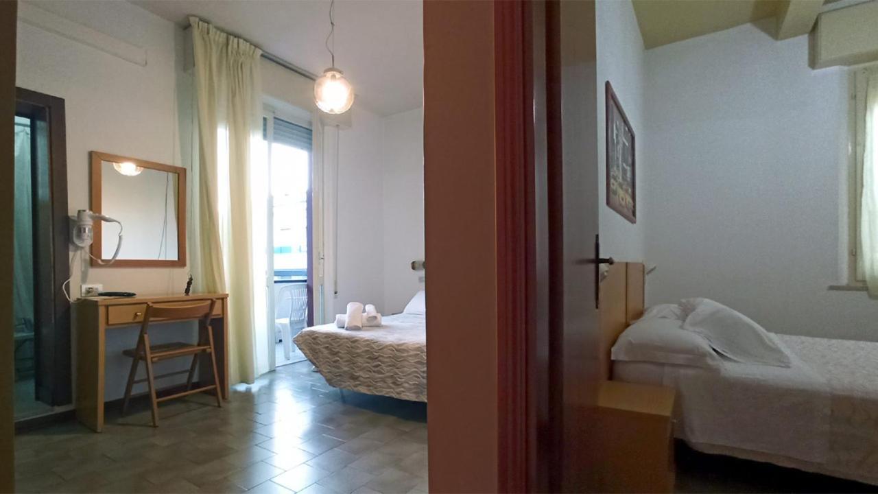 Family Room,1580826907:JPEG