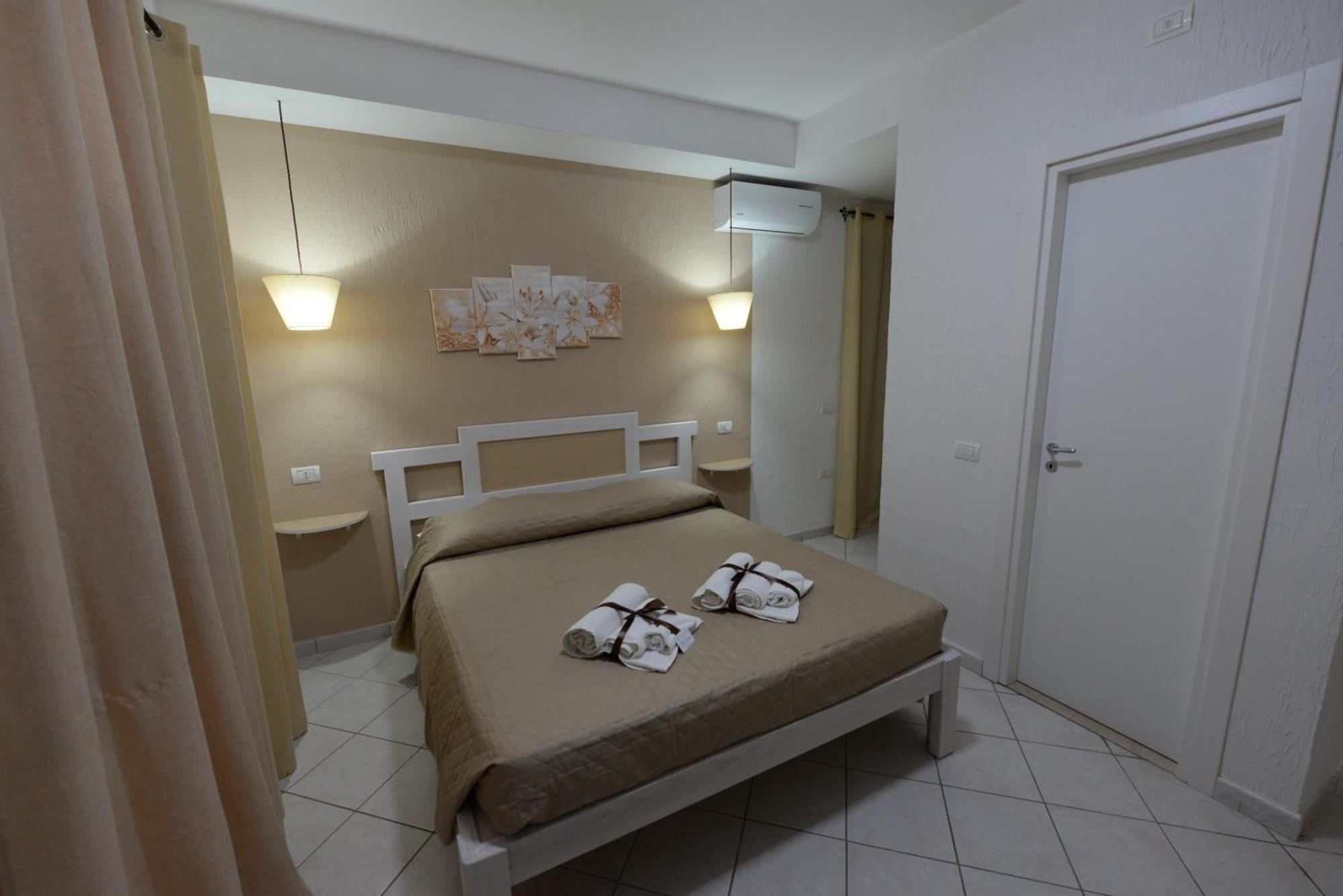Double Room Balcony,1083926314:JPEG