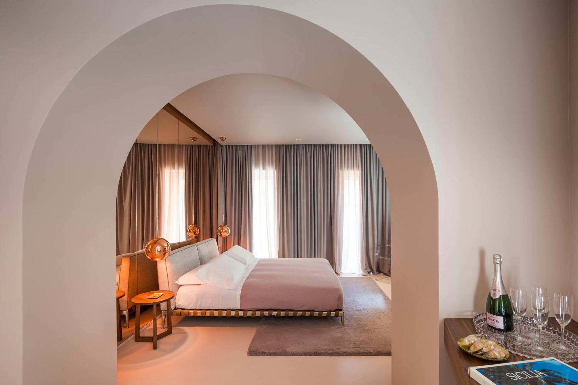 Apartament typu Suite z łóżkiem typu king-size