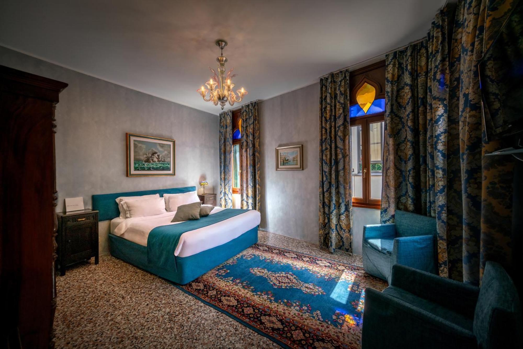 Premier Two-Bedroom Apartment - Annex Building,1588121125:JPEG