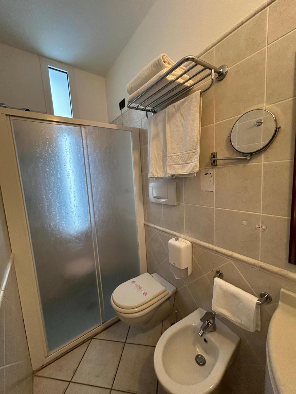 Double Room,1584751662:JPEG