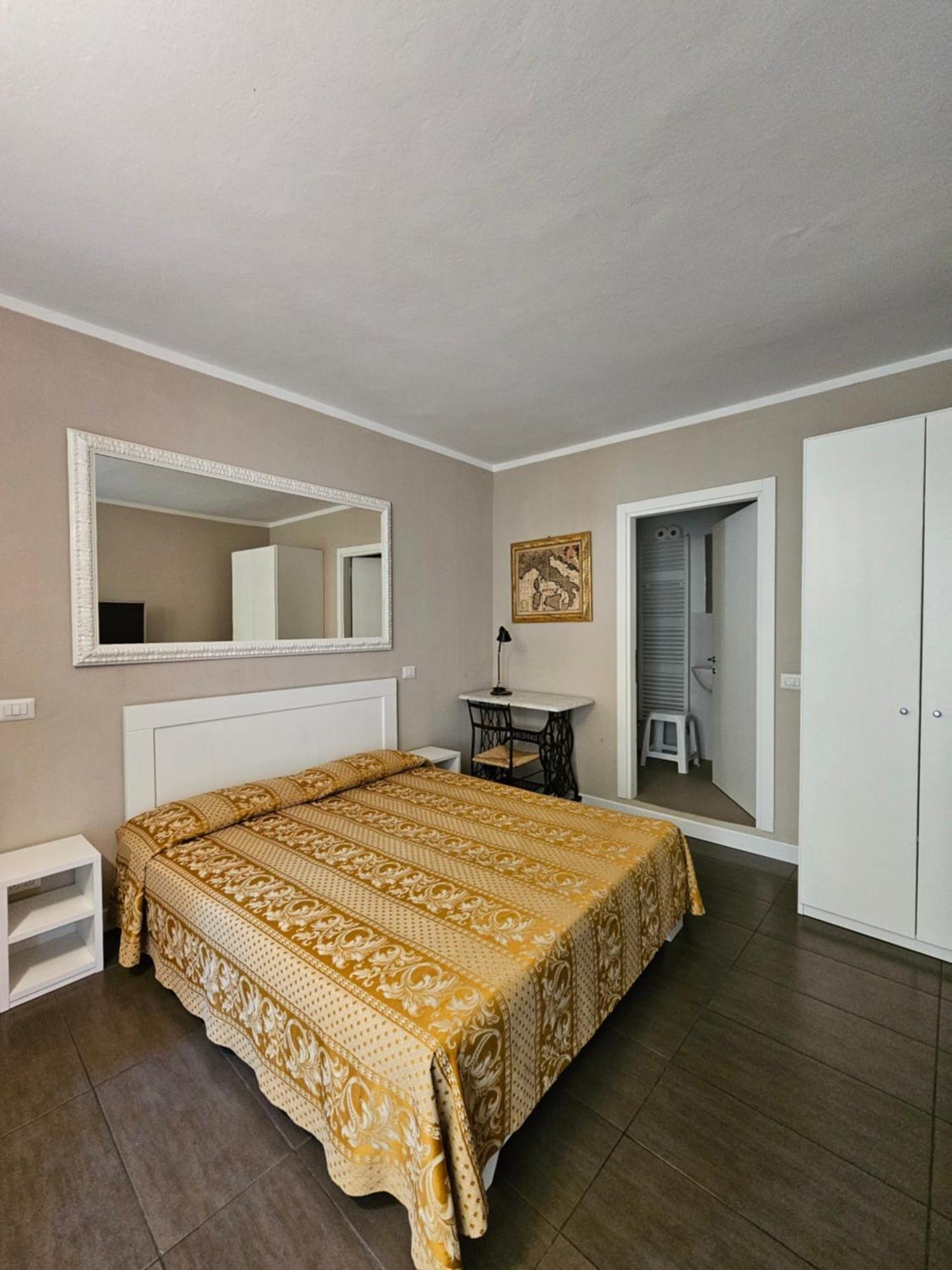 Double Room,1585480335:JPEG