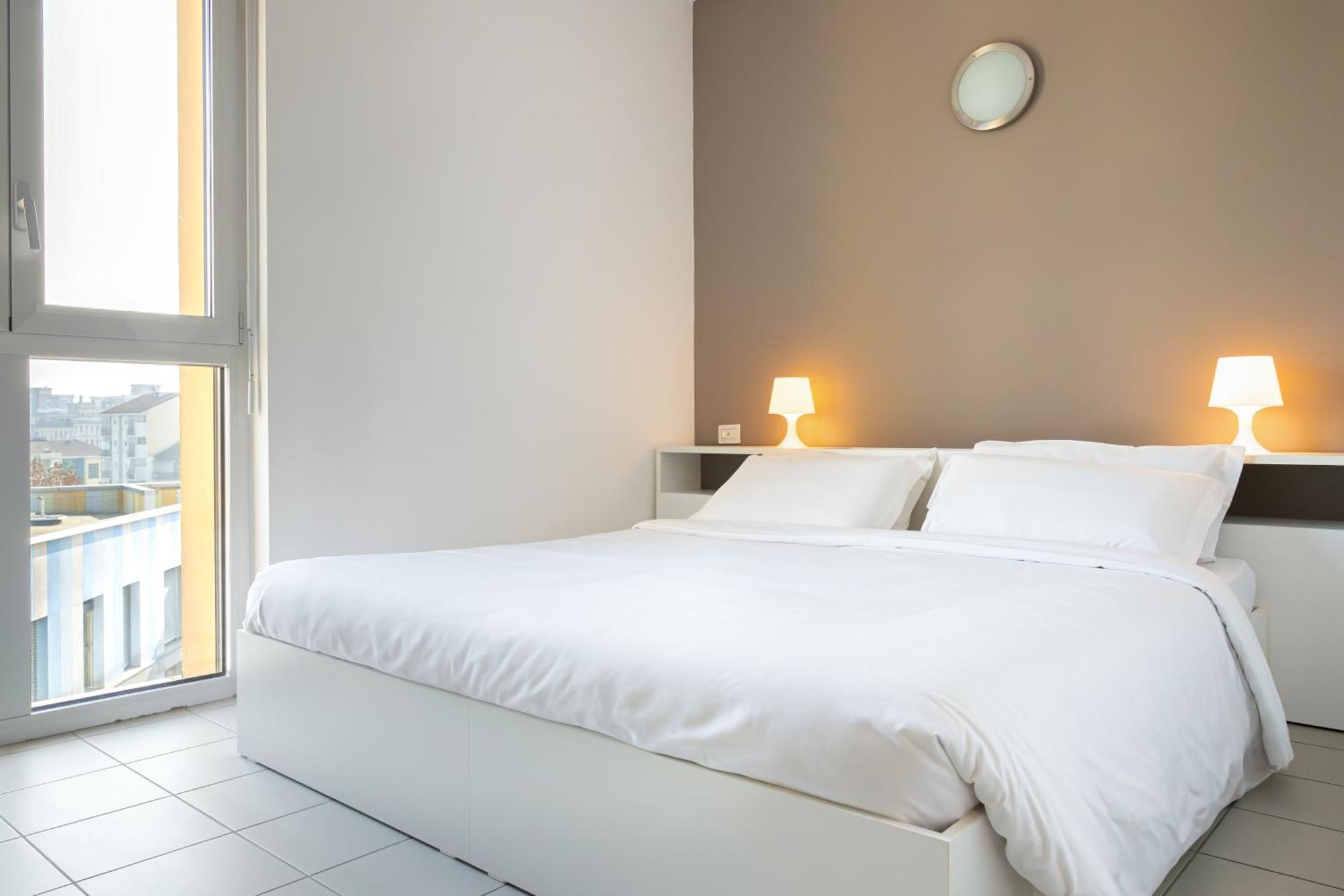 Double or Twin Room,695070042:JPEG