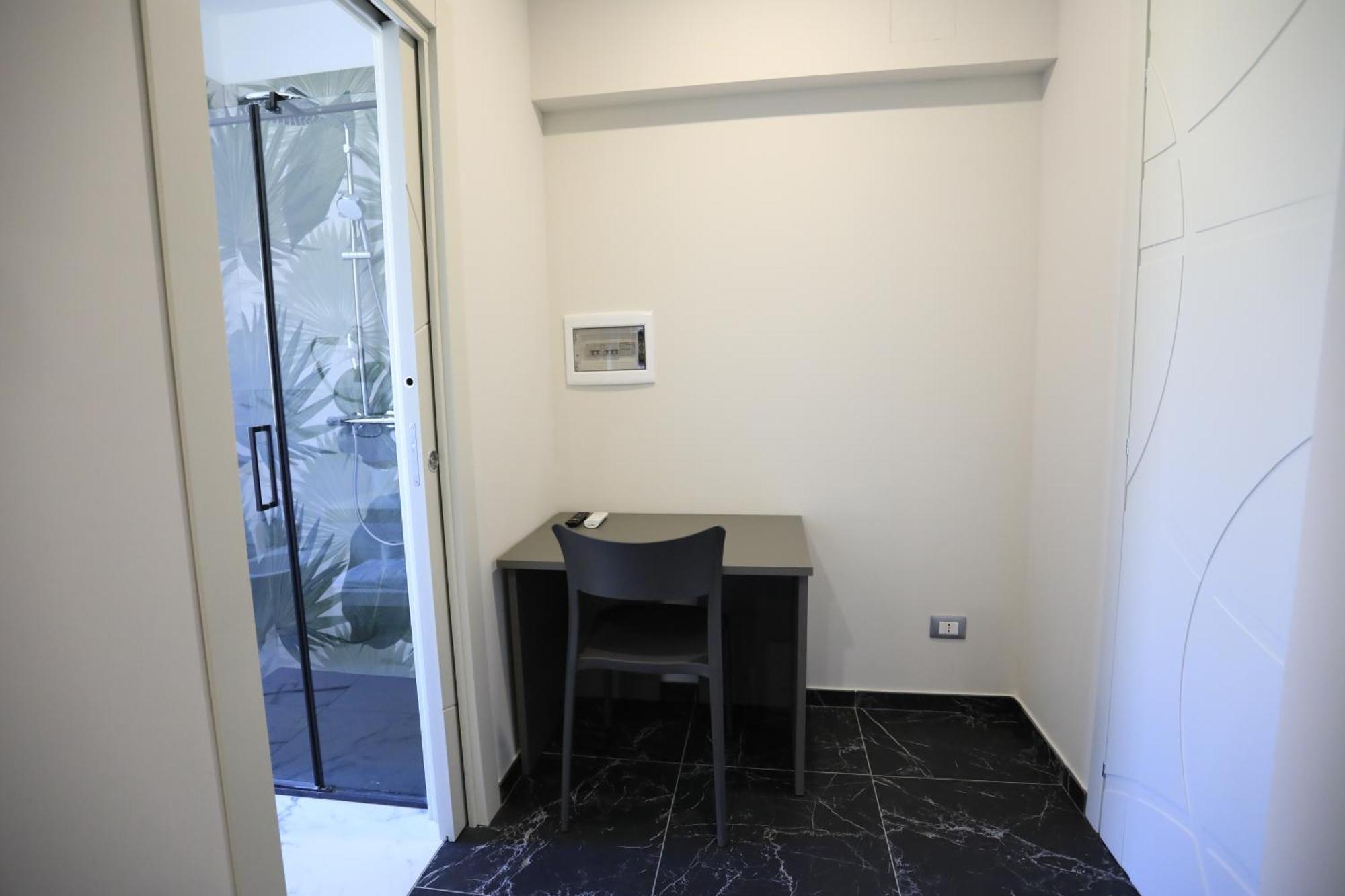 Double Room Private Bathroom