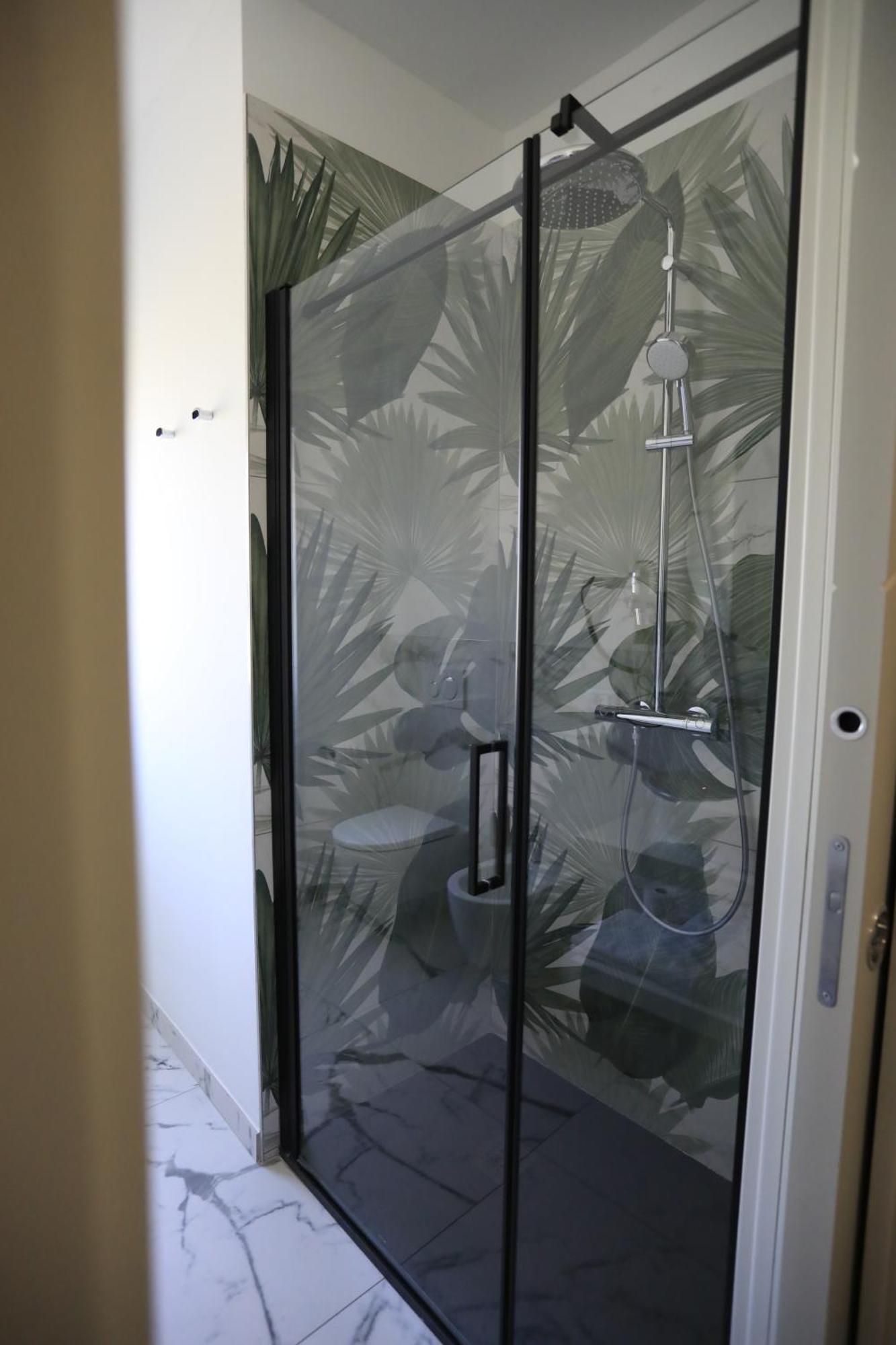 Double Room Private Bathroom