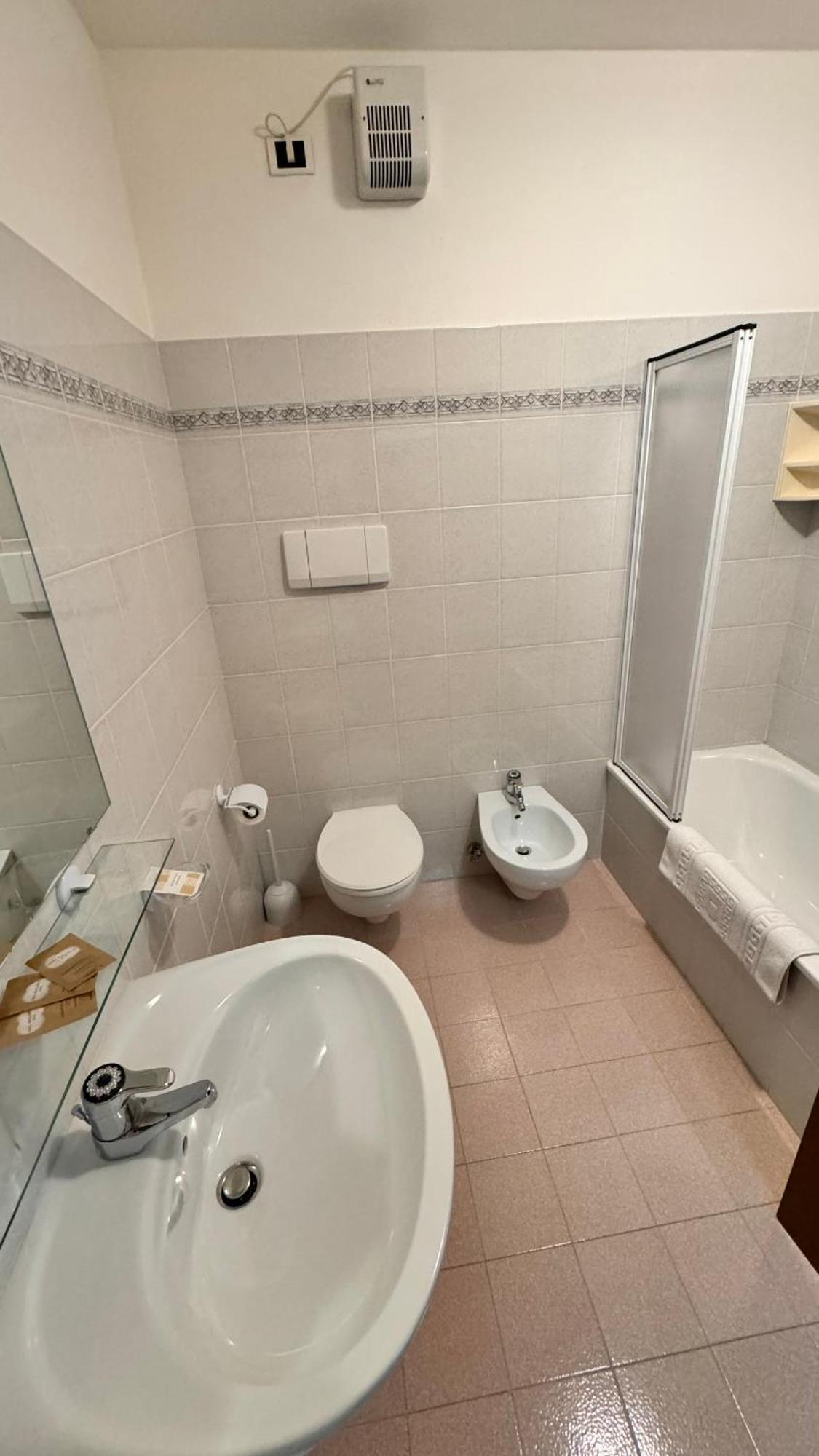Double Room Lake View