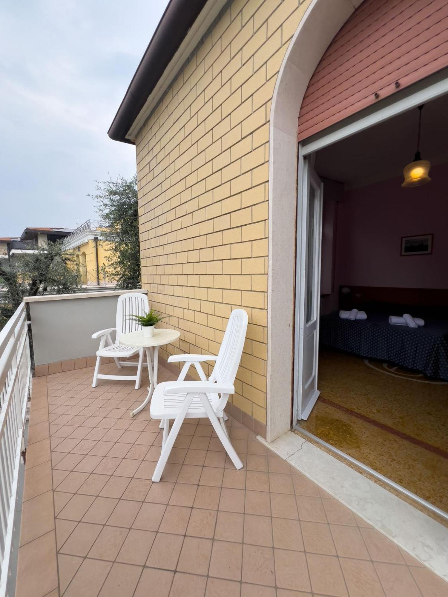 Doppel- oder Zweibettzimmer mit Seeblick - erste Etage