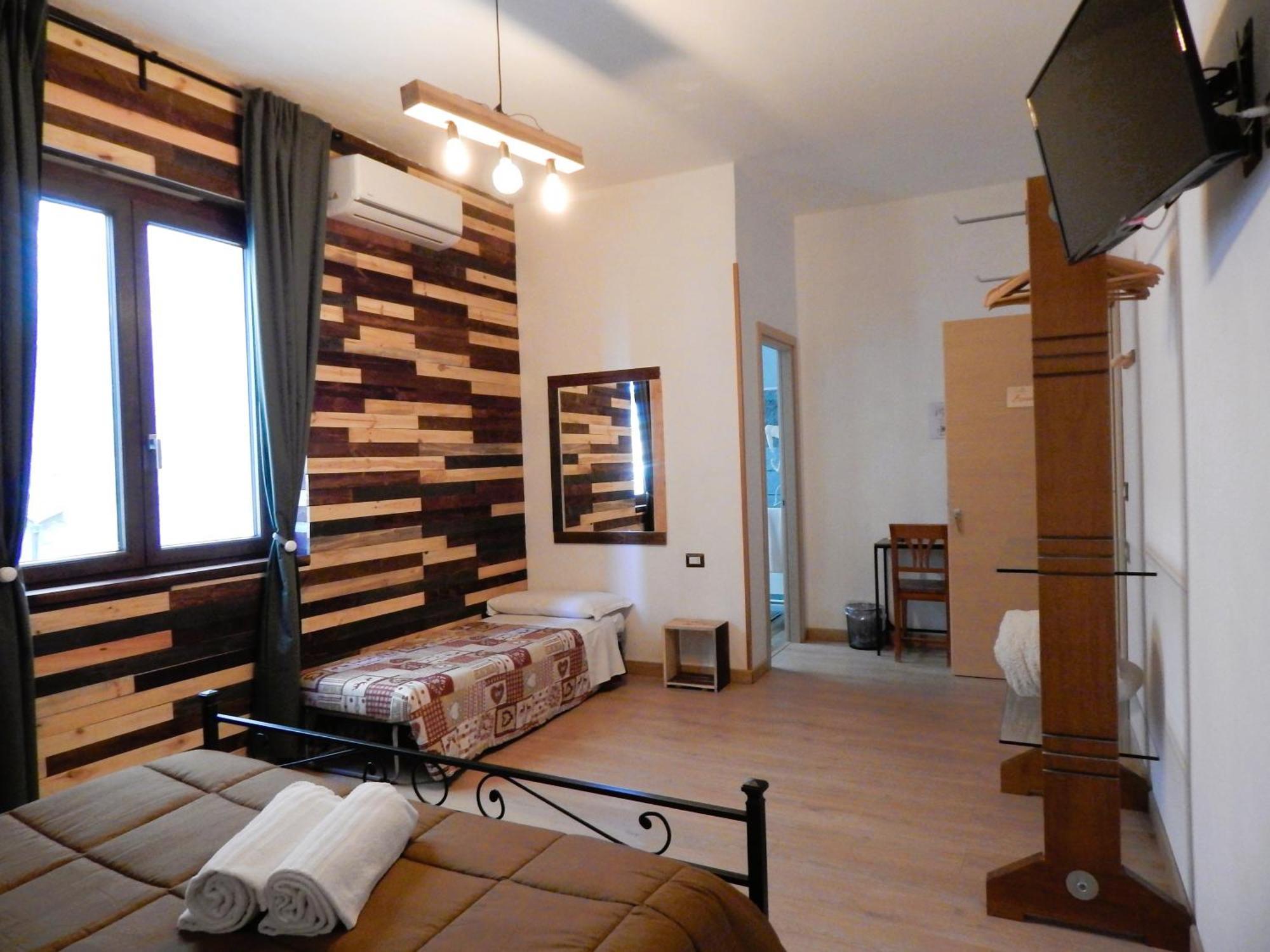 Triple Room,1654354059:JPEG