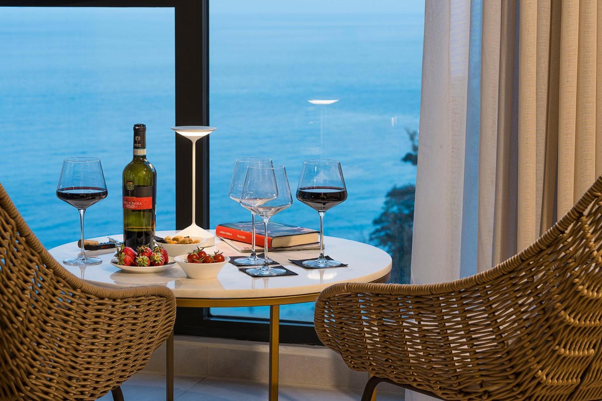 Apartamento com Vista do Mar