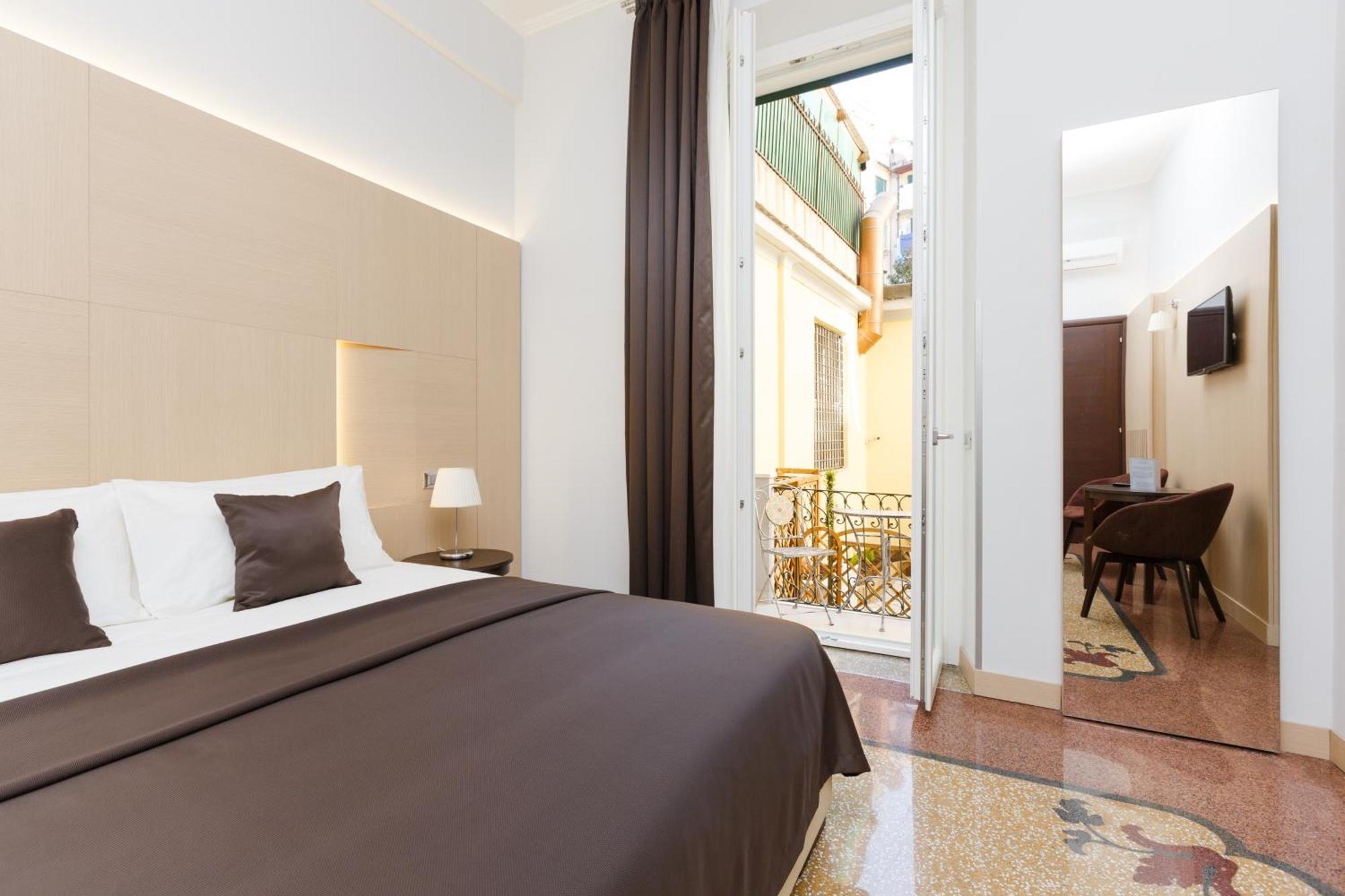 Deluxe Double or Twin Room Balcony