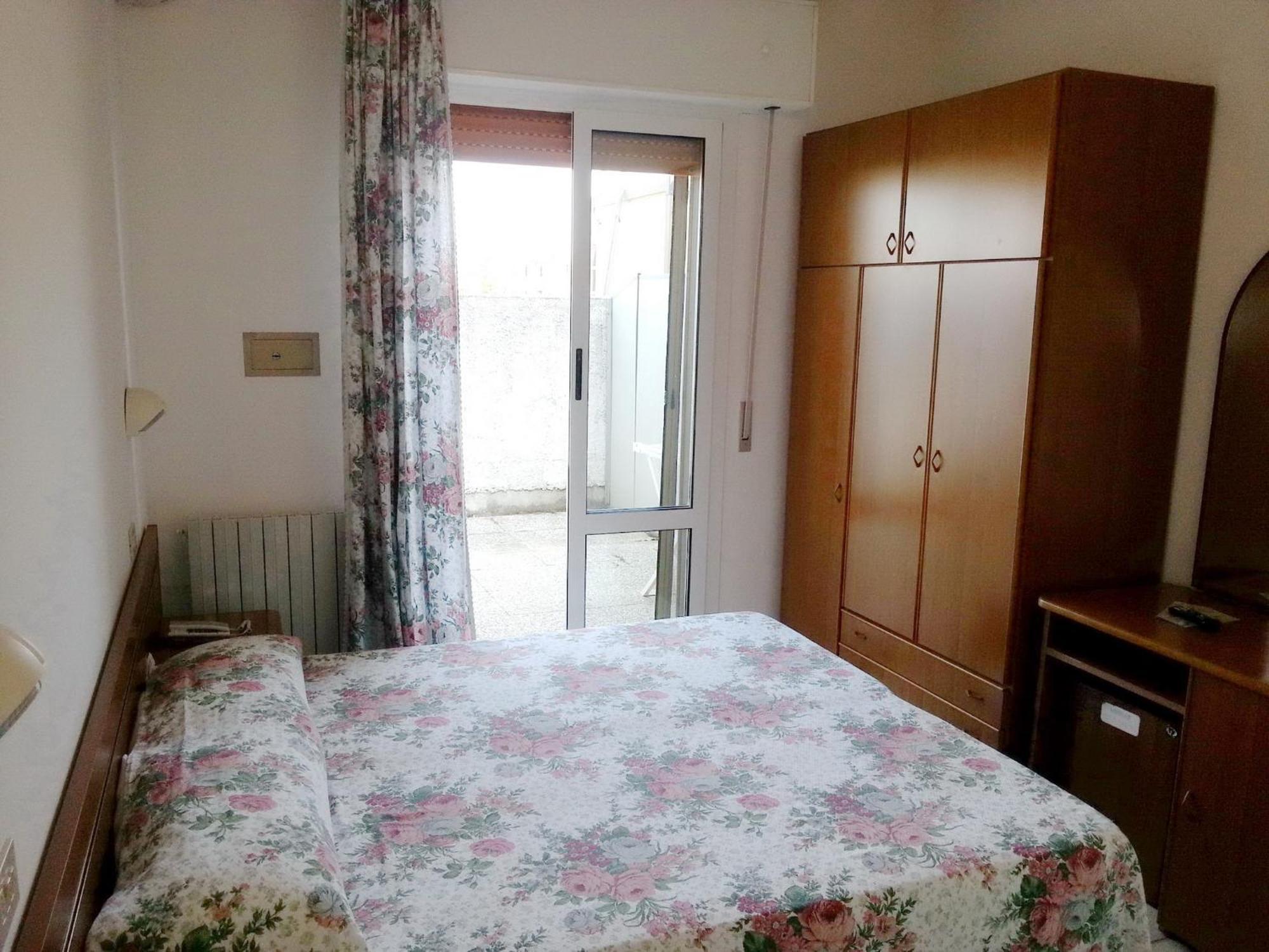 Economy Double or Twin Room