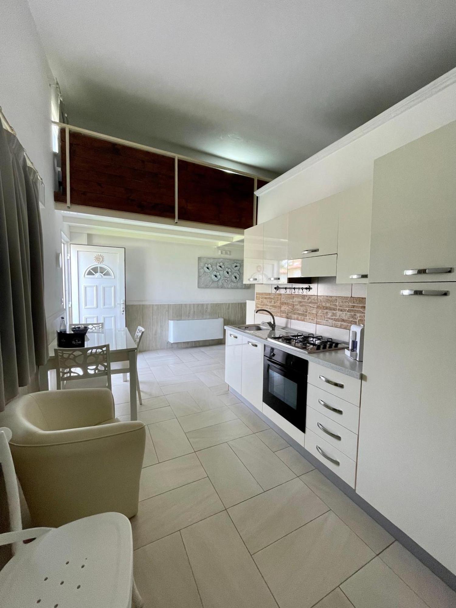 Maisonette,1589598494:JPEG