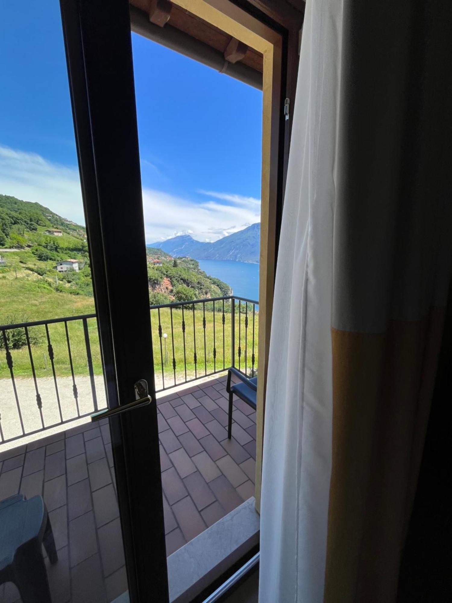 Double Room Balcony Lake View
