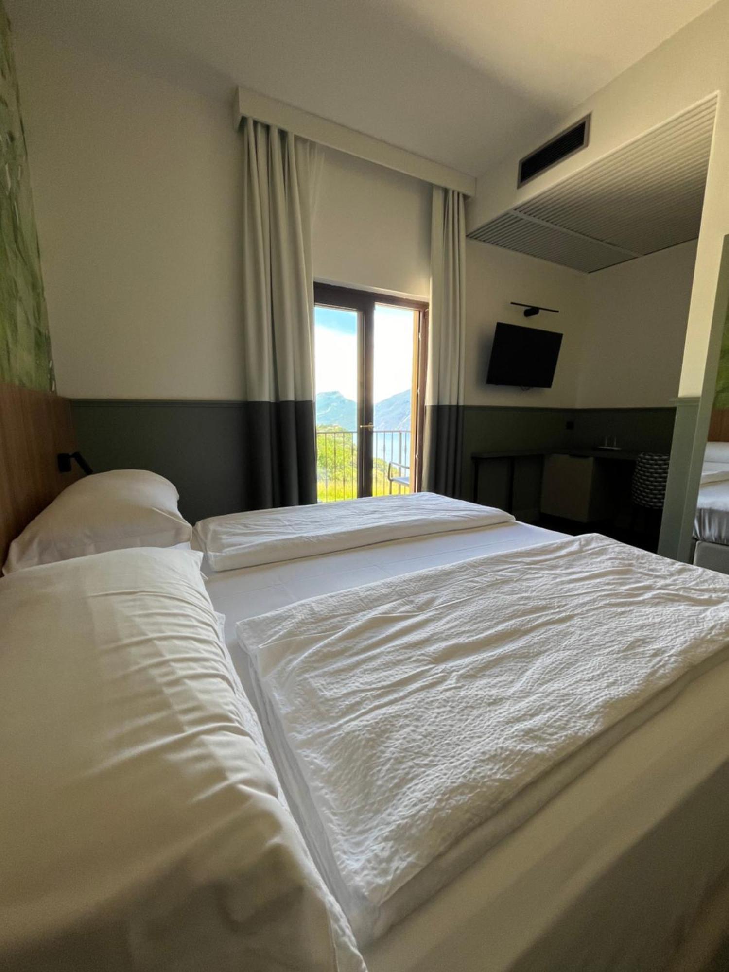 Double or Twin Room Balcony Lake View
