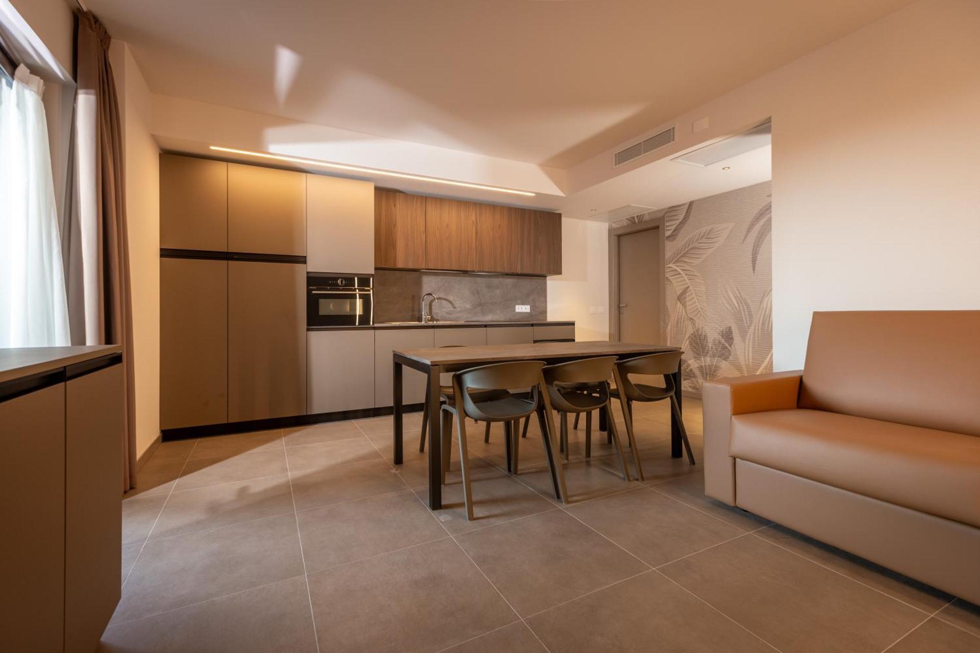 Two-Bedroom Apartment,1592876632:JPEG