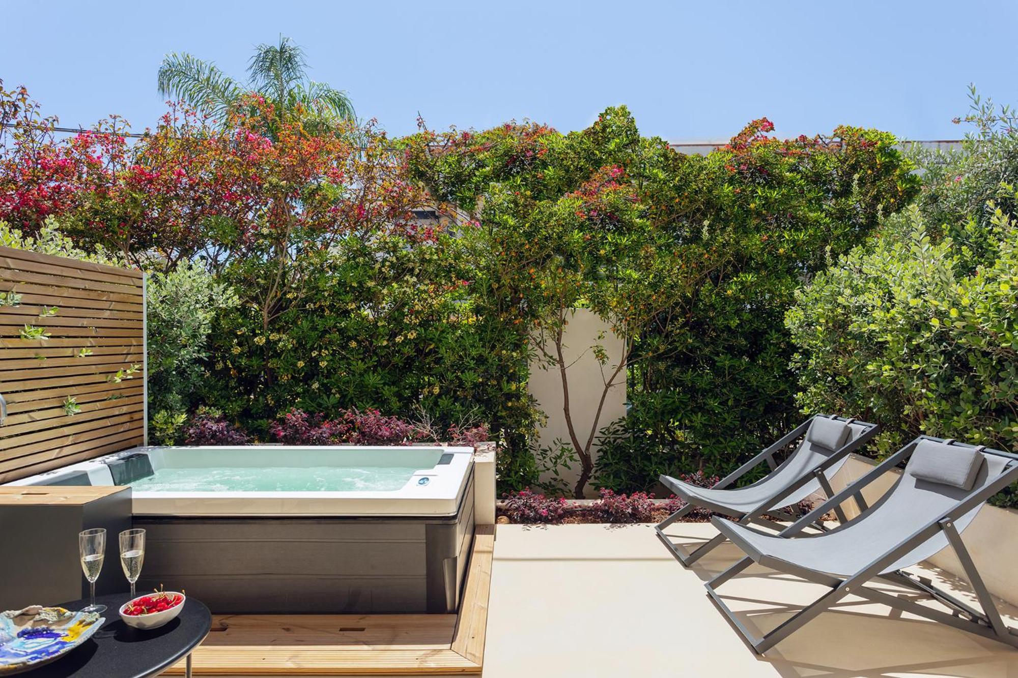 Executive Double Room with Spa Bath