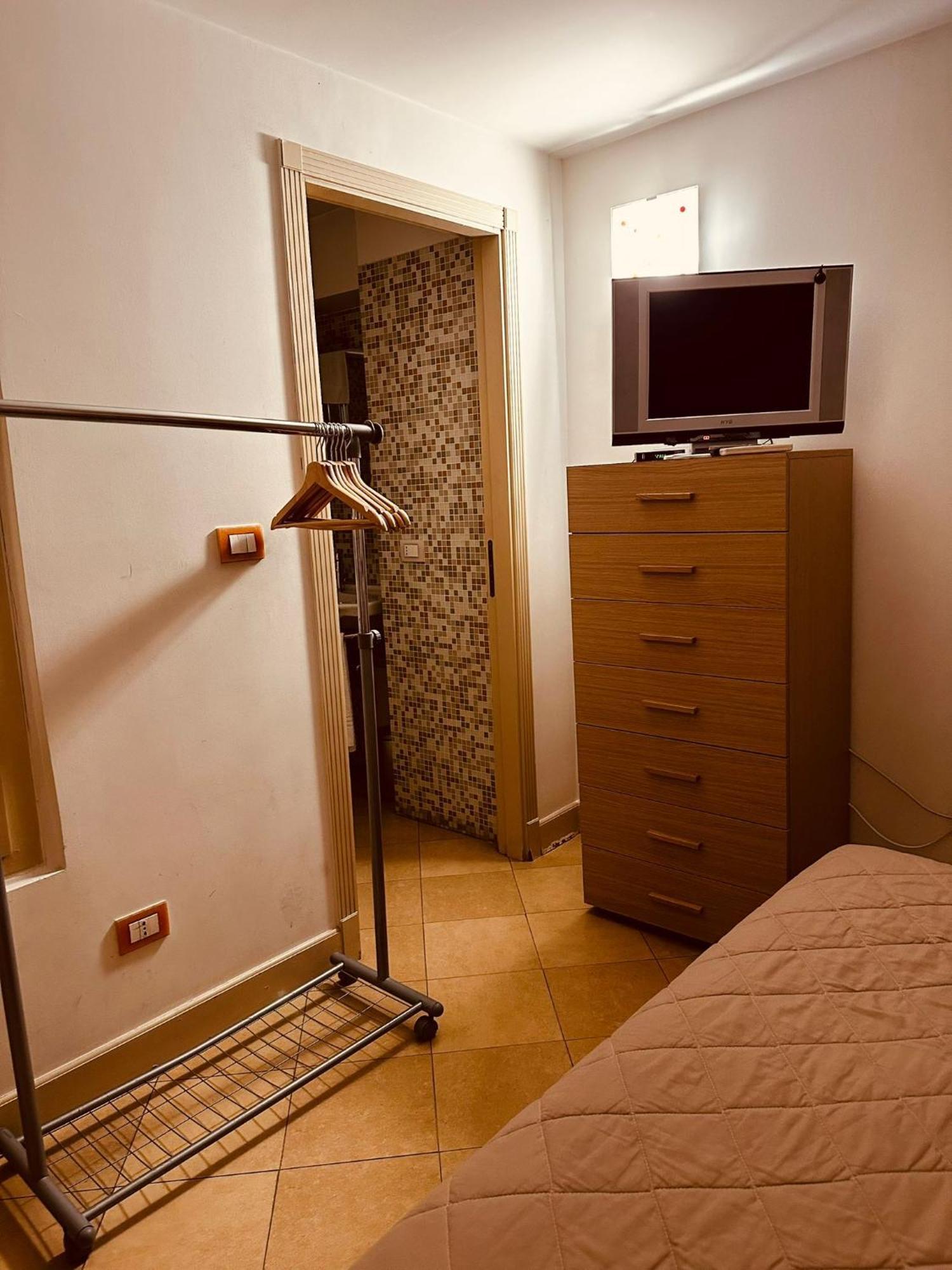 Two-Bedroom Apartment,1596015093:JPEG