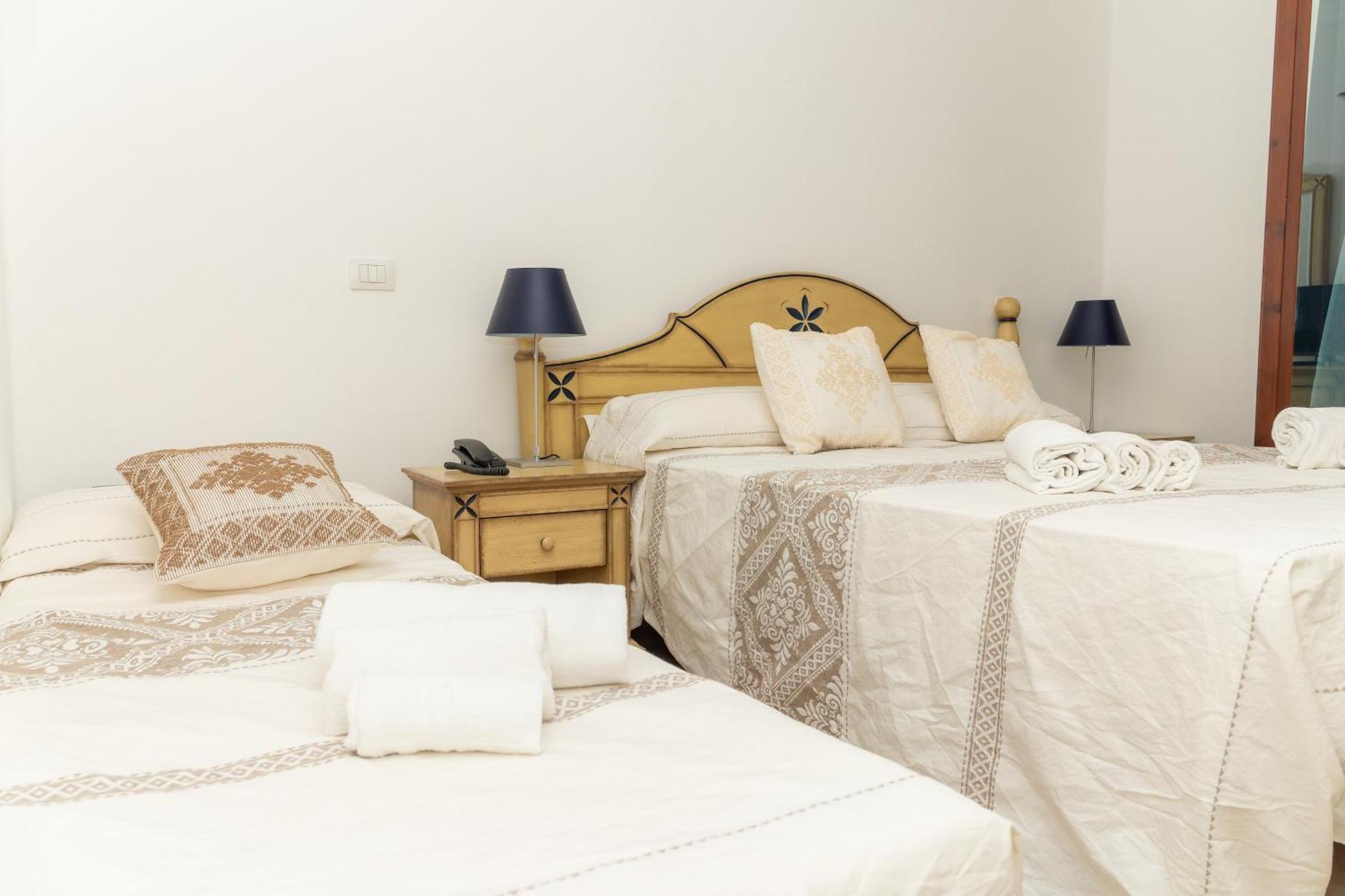 Chambre Double ou Lits Jumeaux avec Lit d'Appoint