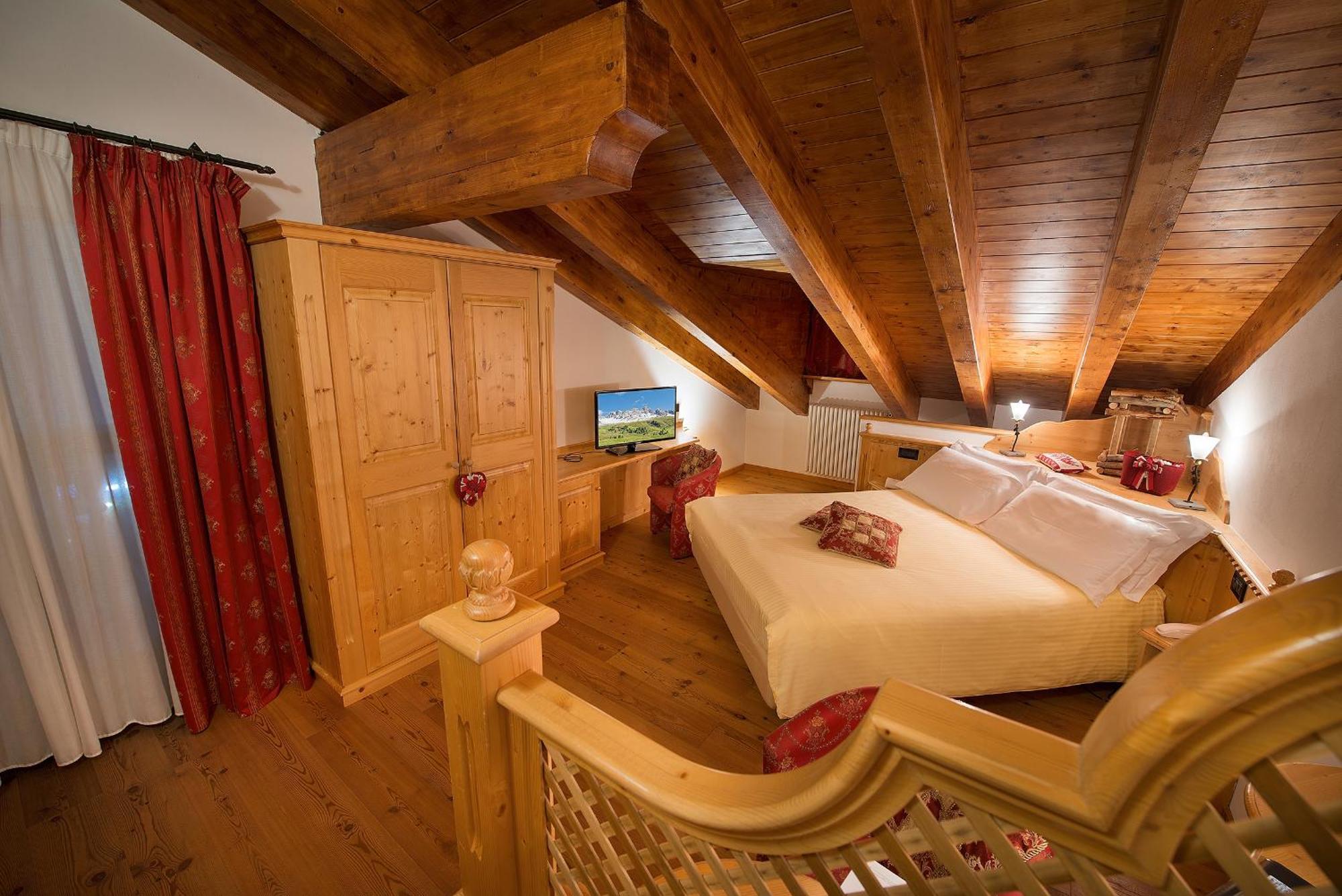 Deluxe Room,1600568911:JPEG