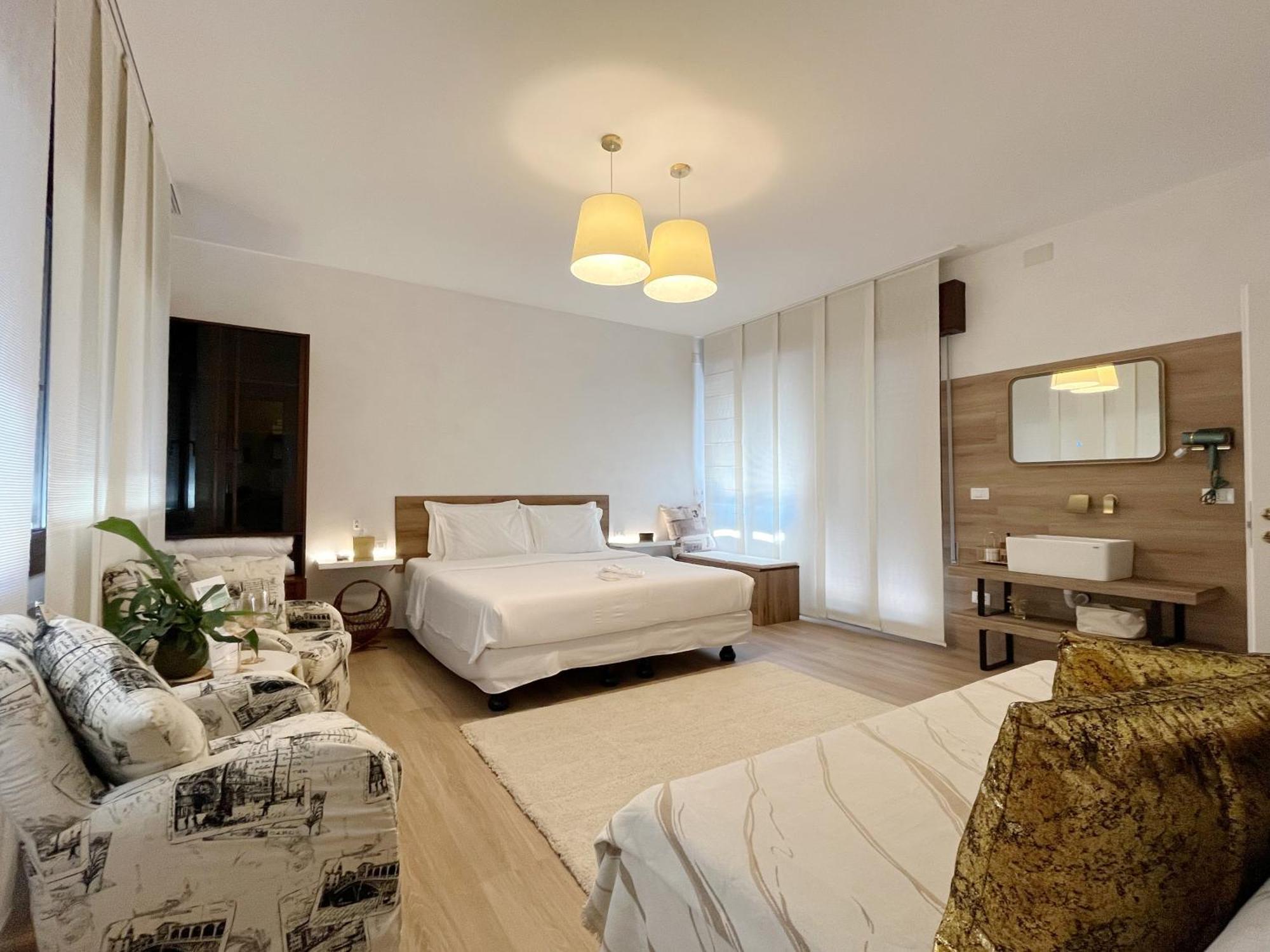 Triple Room Private Bathroom